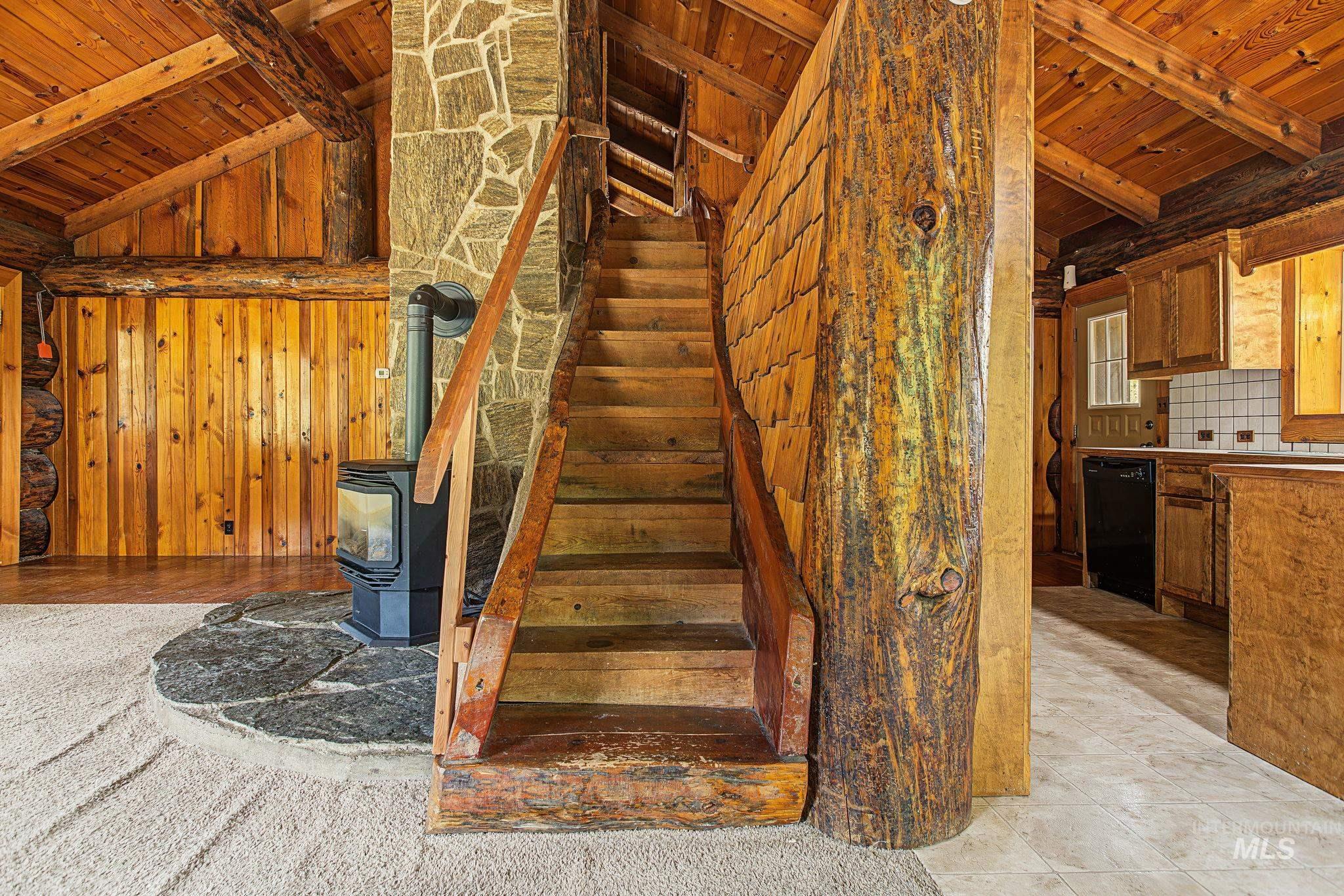 2926 Wells Bench Road Property Photo 9