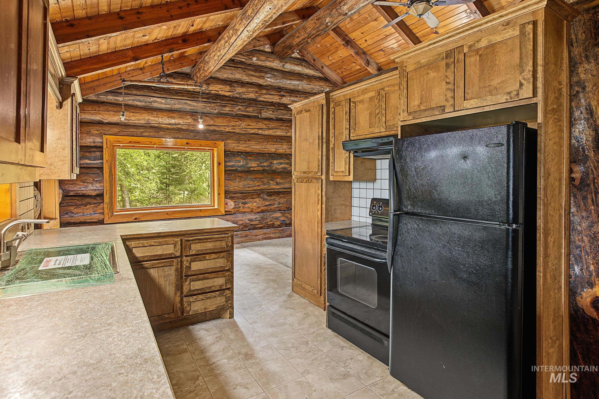 2926 Wells Bench Road Property Photo 12