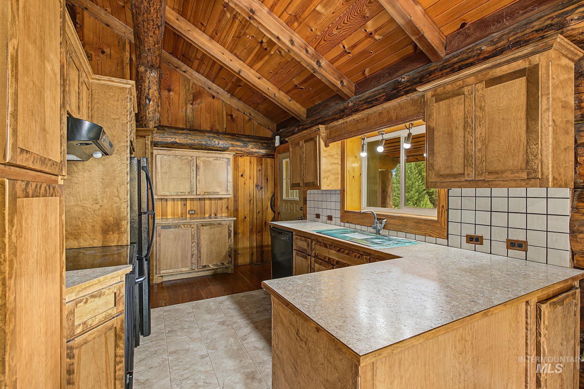 2926 Wells Bench Road Property Photo 14