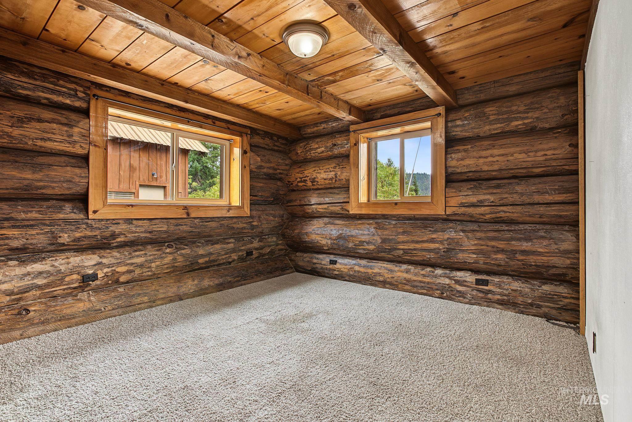 2926 Wells Bench Road Property Photo 19