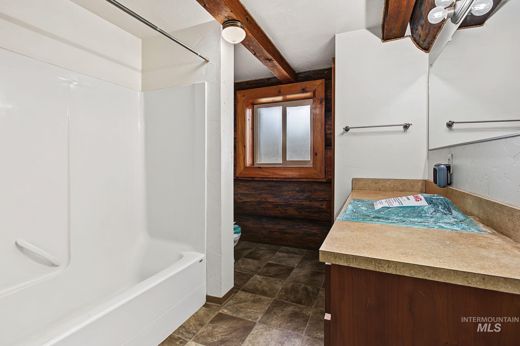2926 Wells Bench Road Property Photo 23