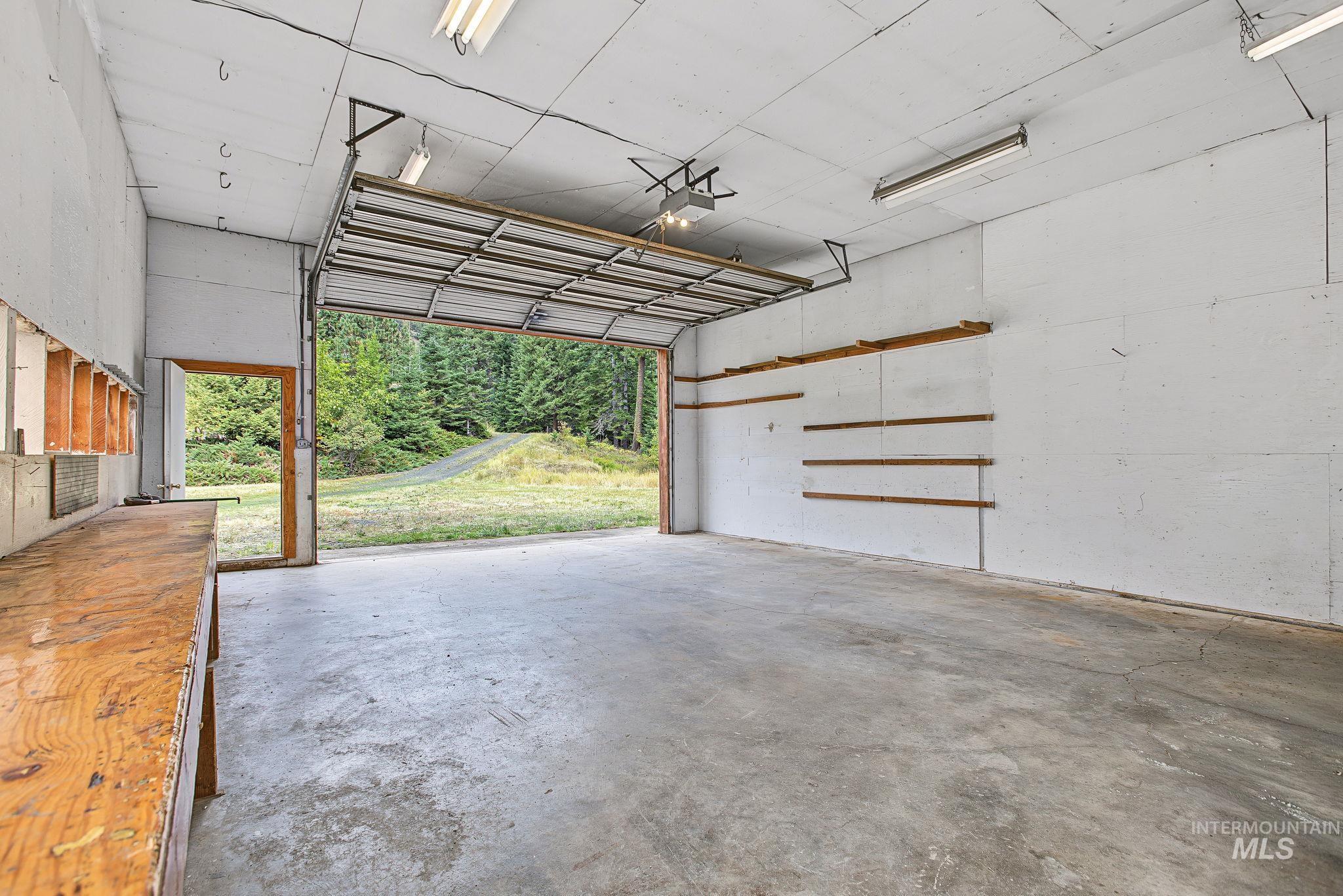 2926 Wells Bench Road Property Photo 36