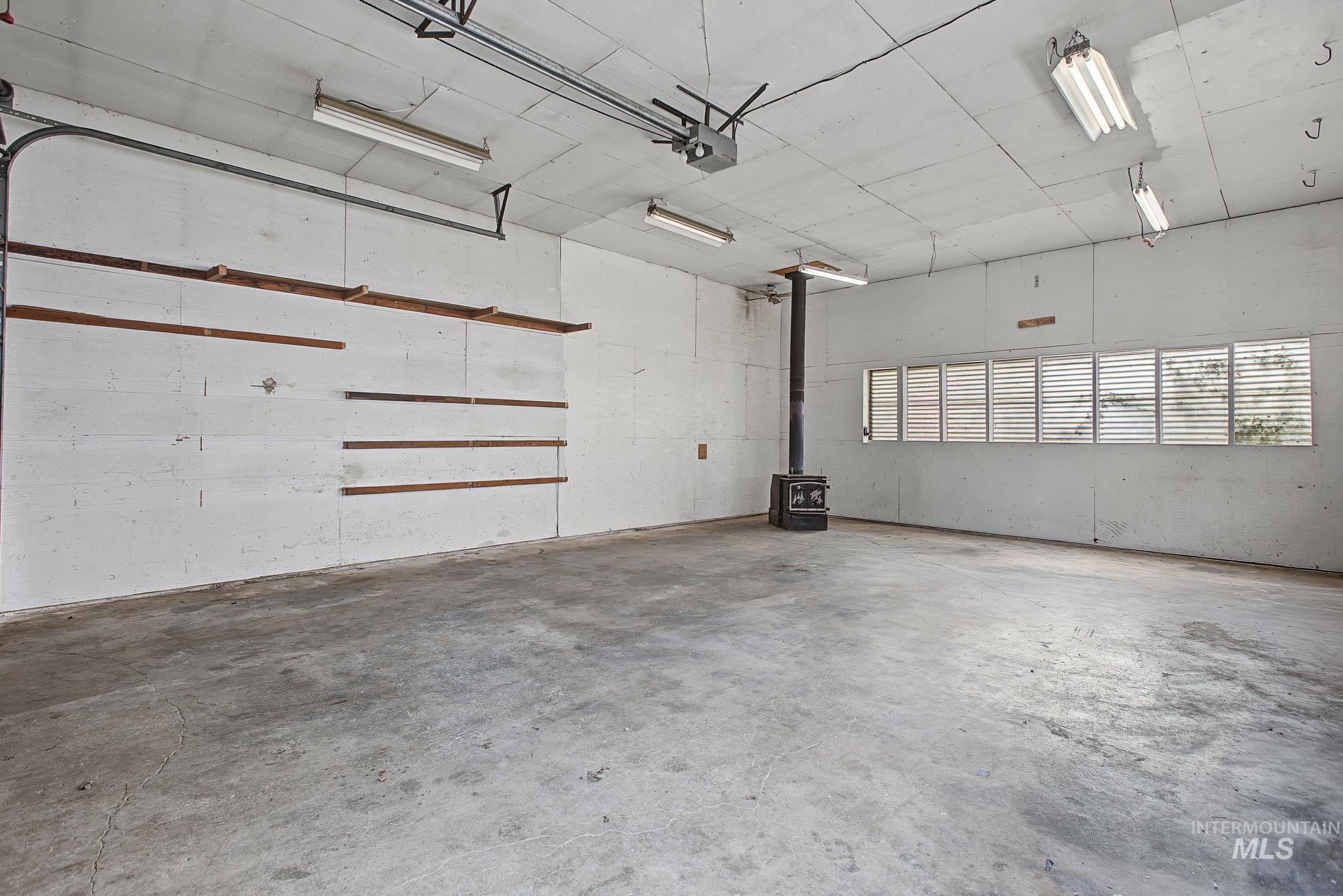 2926 Wells Bench Road Property Photo 37