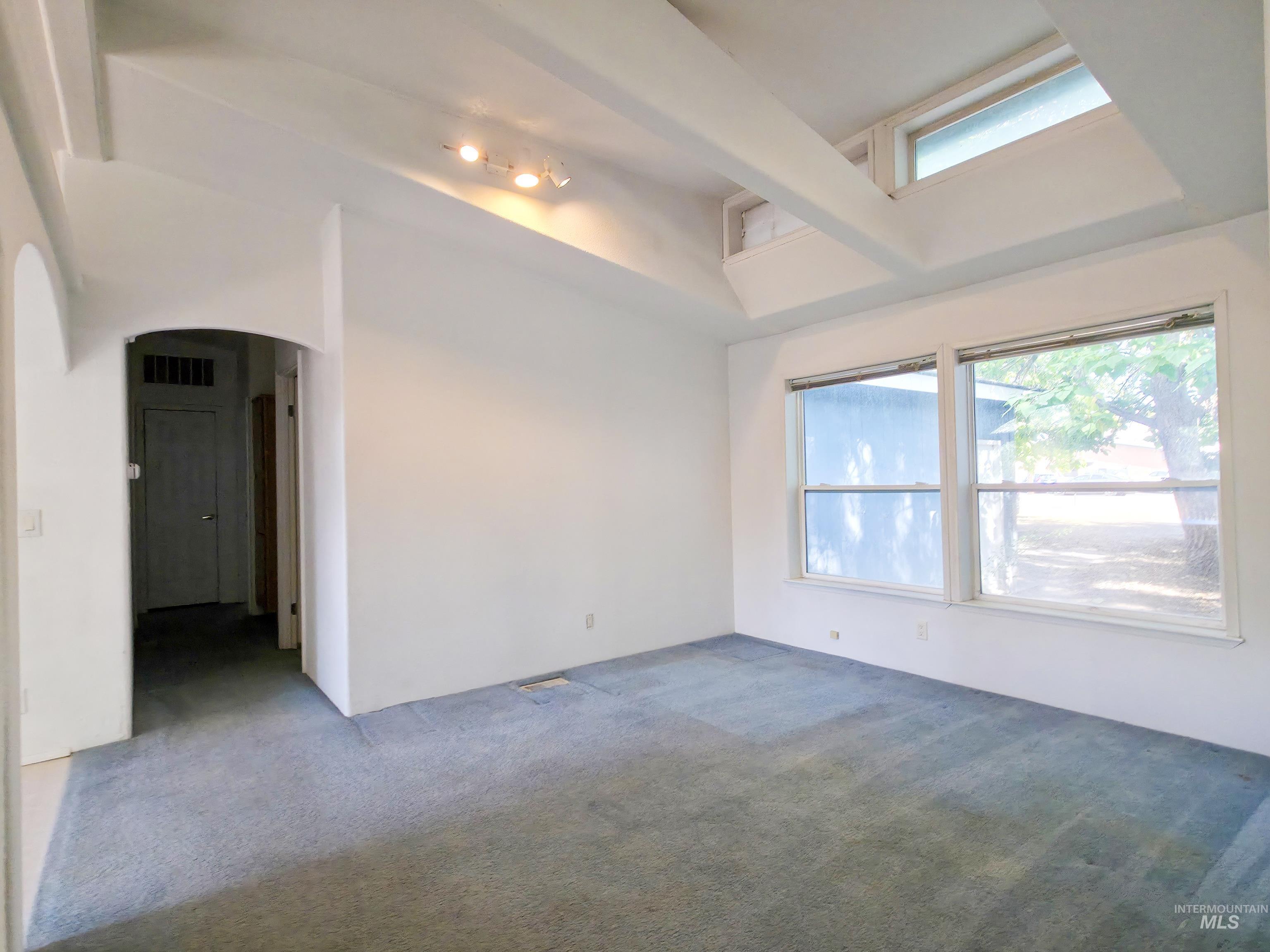 1215 W 7th Property Photo 10