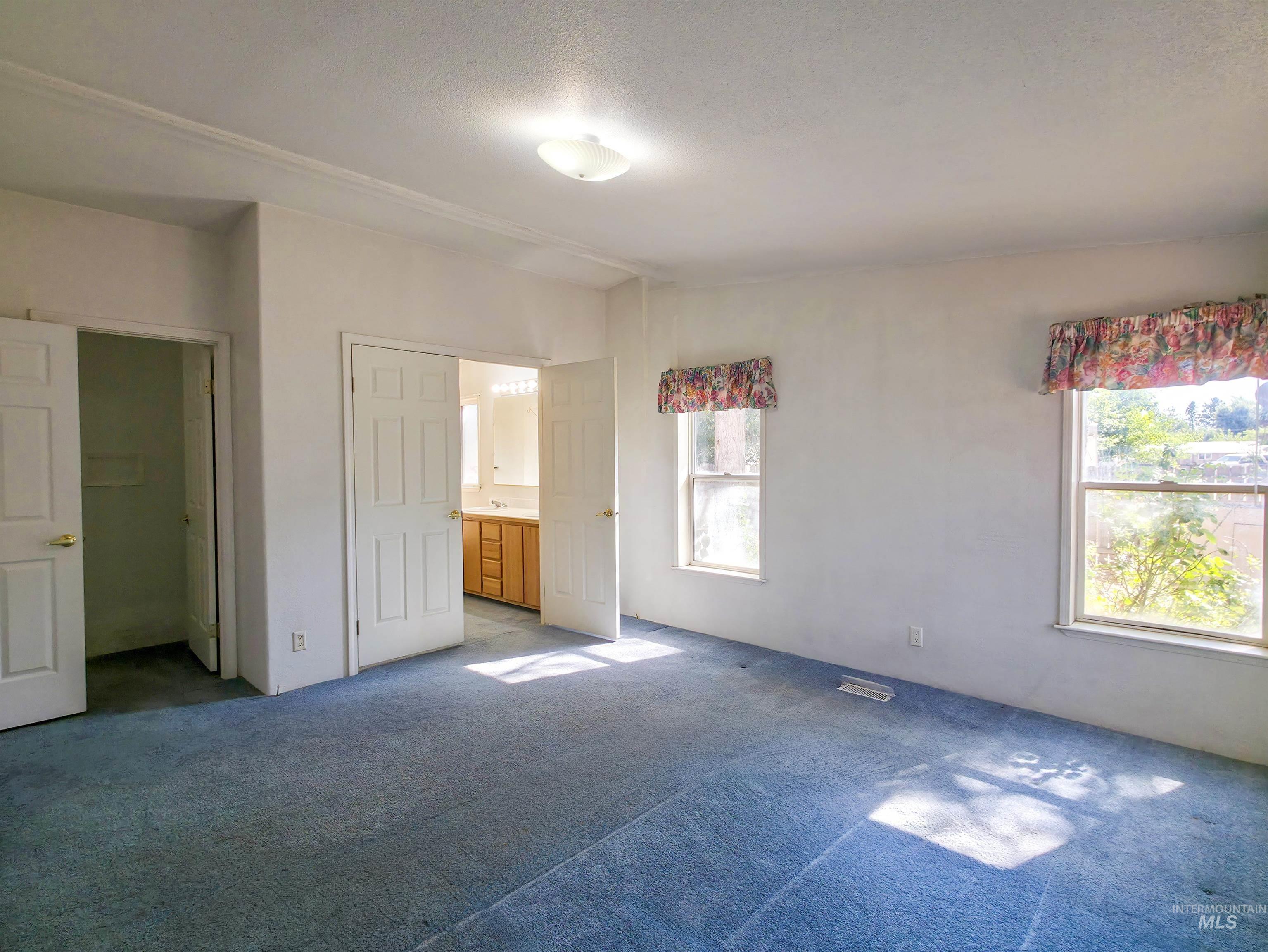 1215 W 7th Property Photo 12