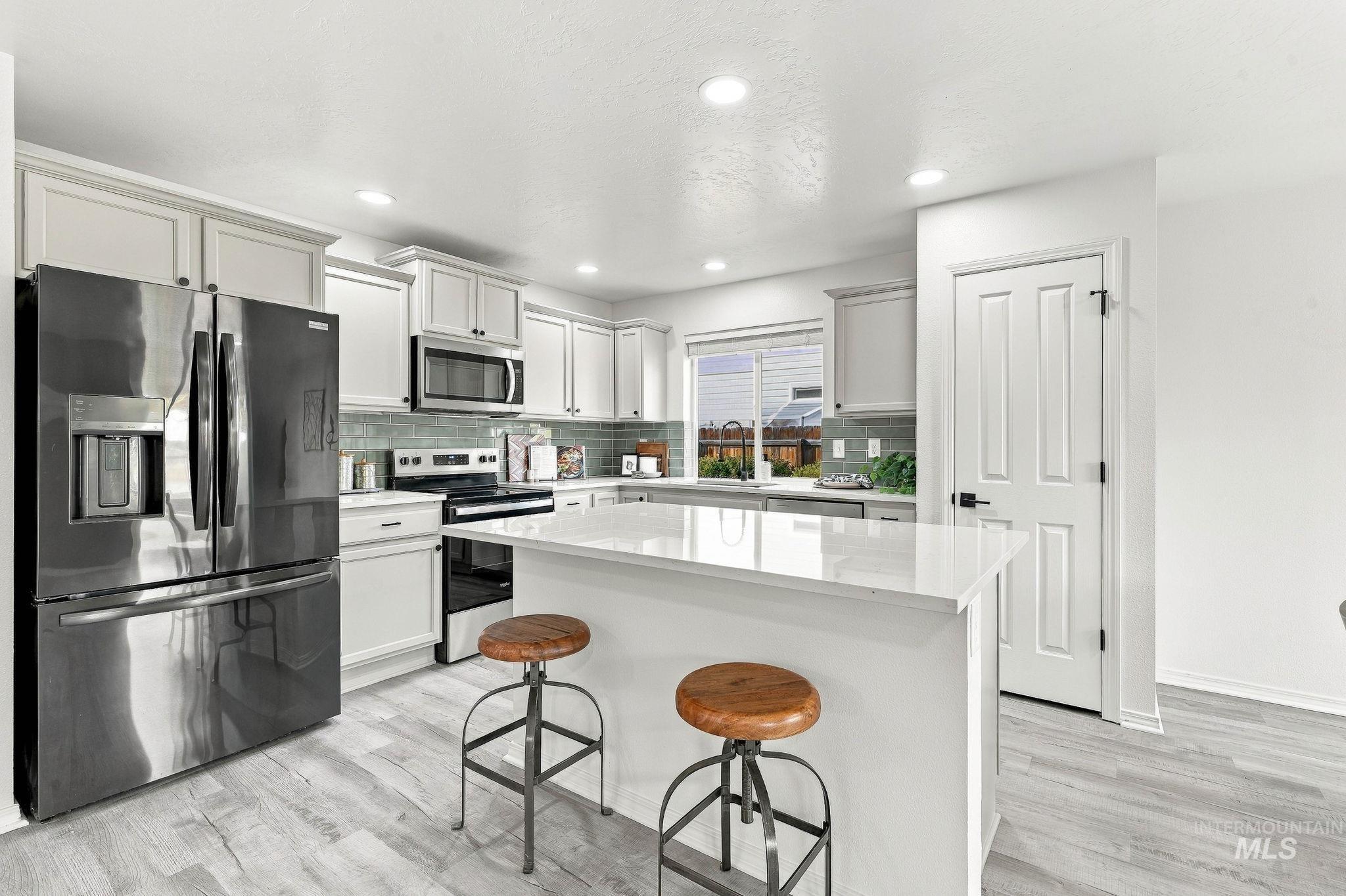 16556 Clover Valley Way Property Photo 17