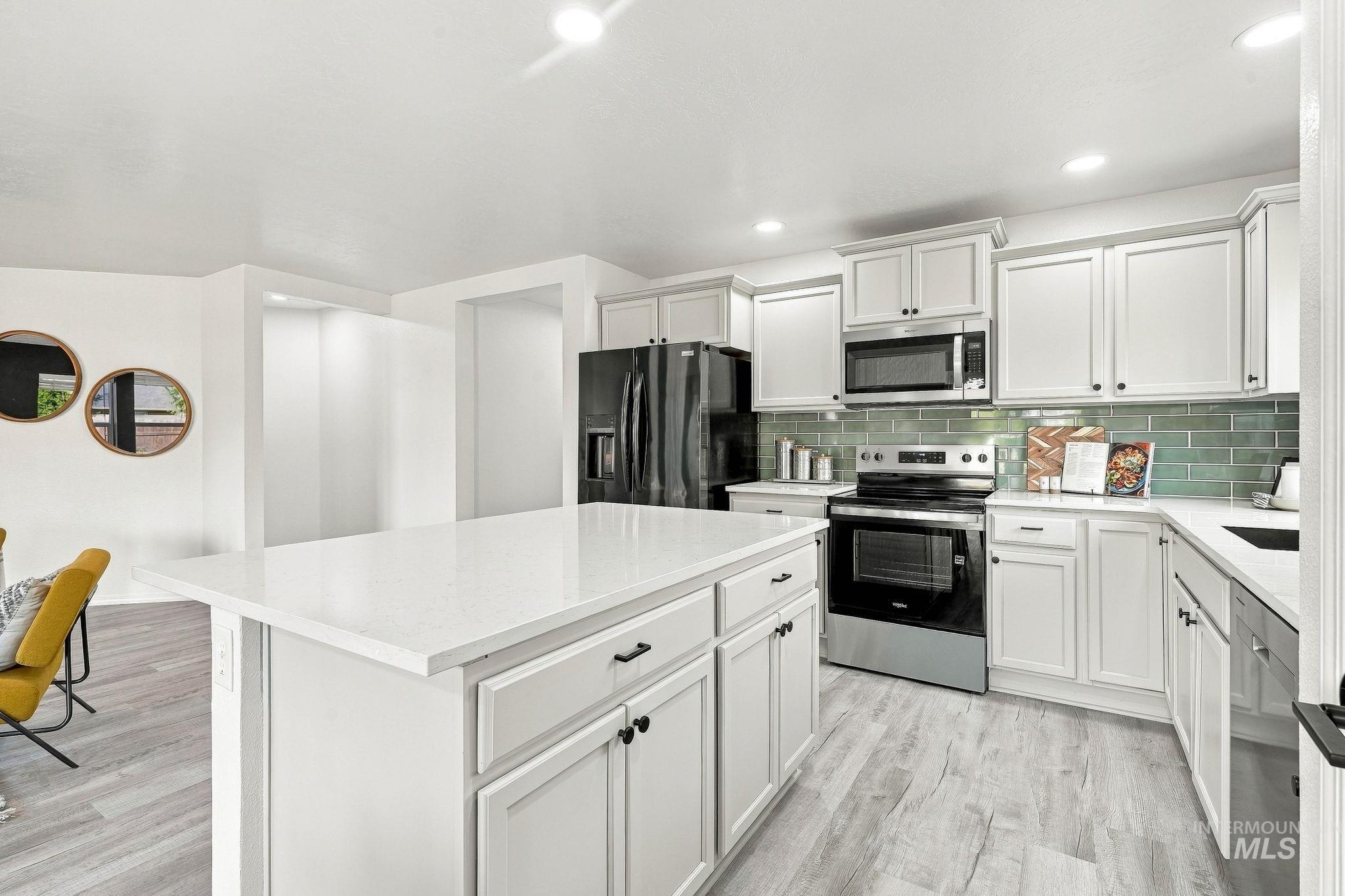 16556 Clover Valley Way Property Photo 18
