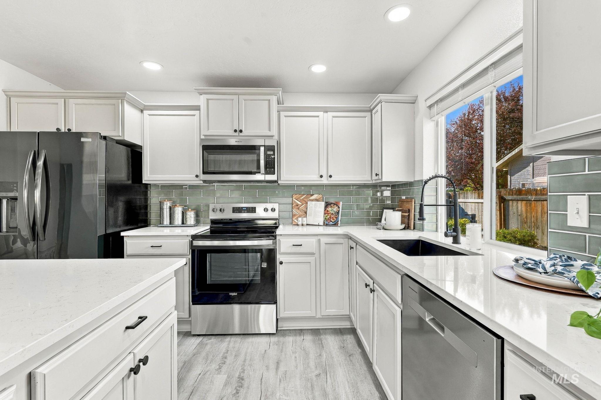 16556 Clover Valley Way Property Photo 19