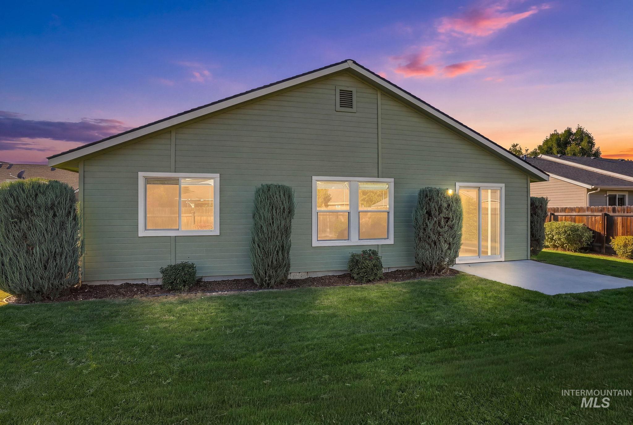 16556 Clover Valley Way Property Photo 38