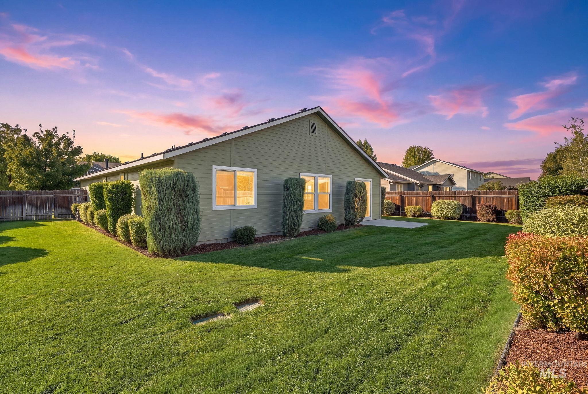 16556 Clover Valley Way Property Photo 39