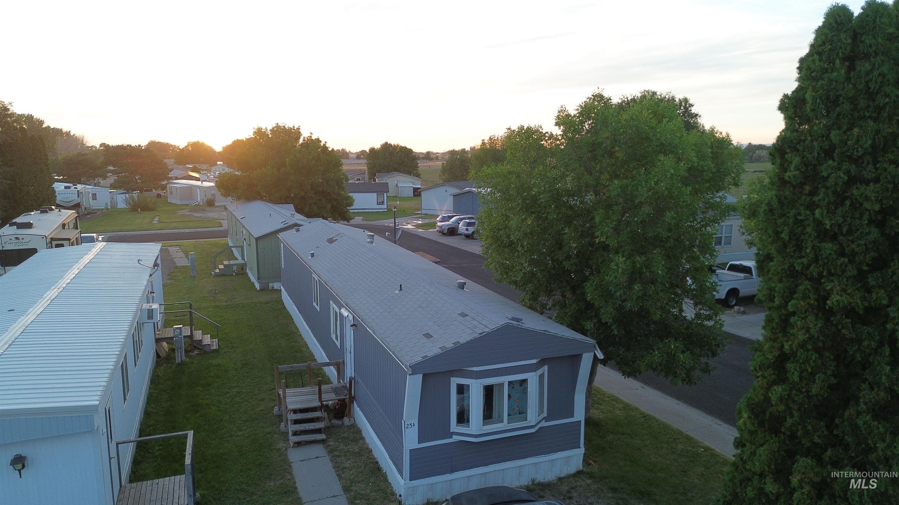 1015 N Fir St Property Photo 4
