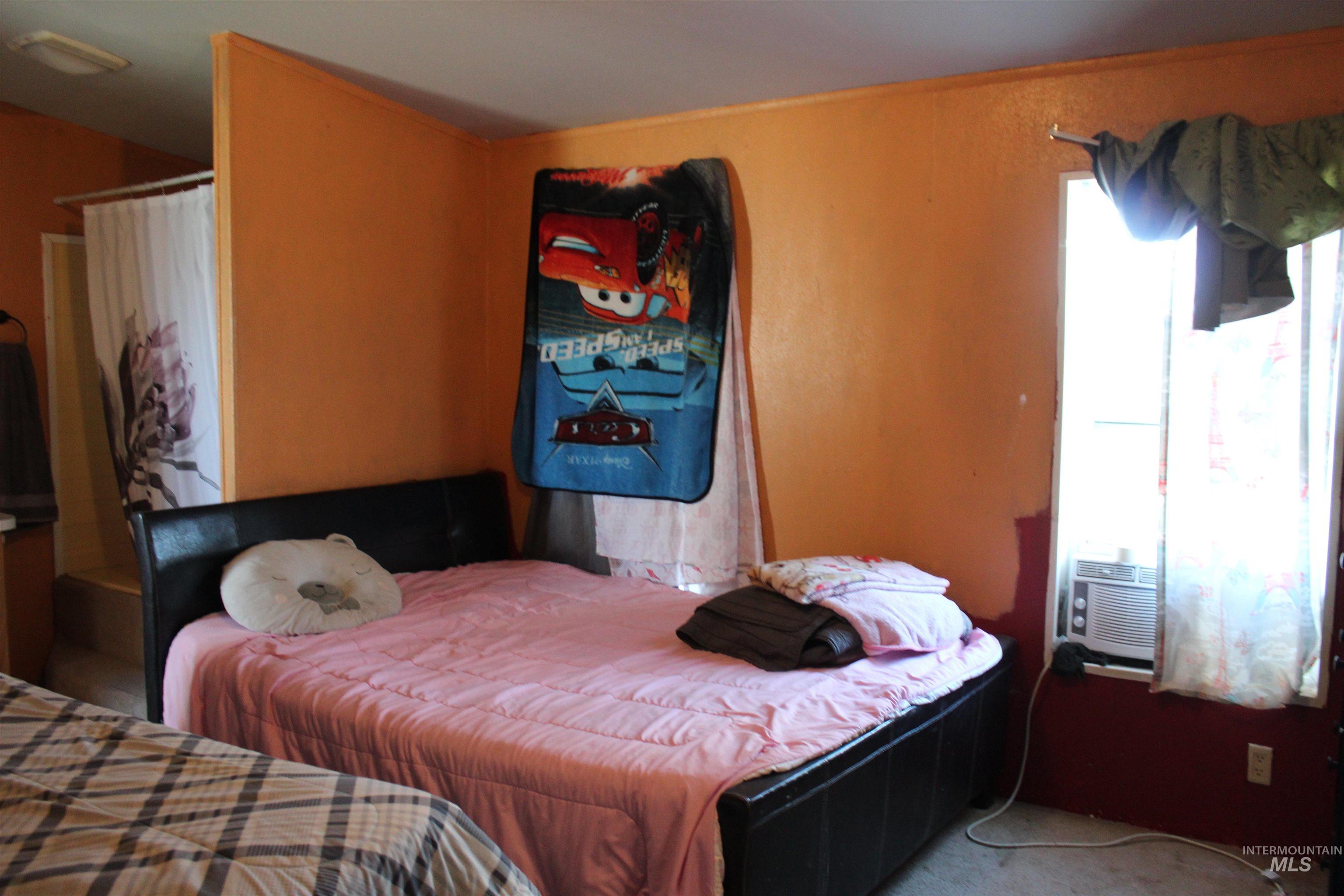 1015 N Fir St Property Photo 15