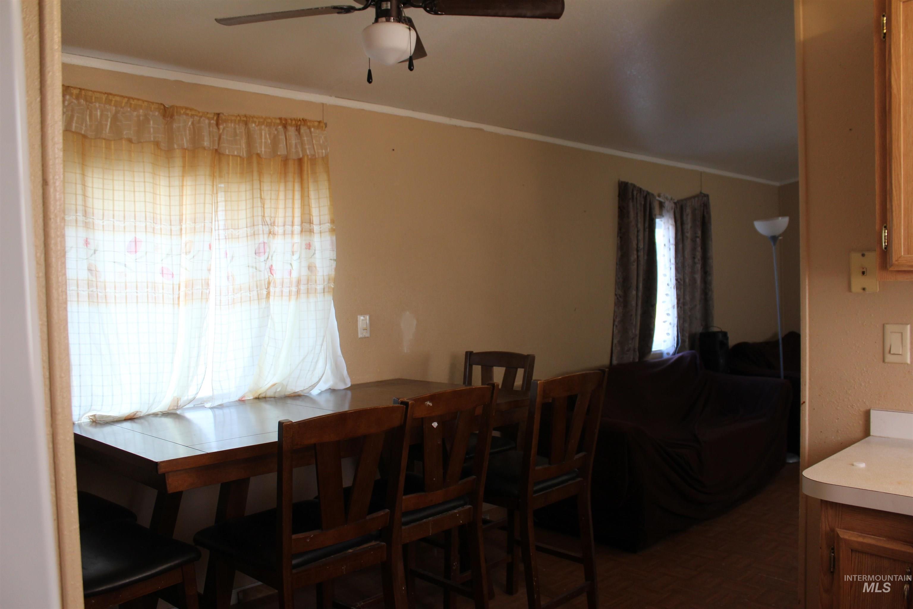 1015 N Fir St Property Photo 19