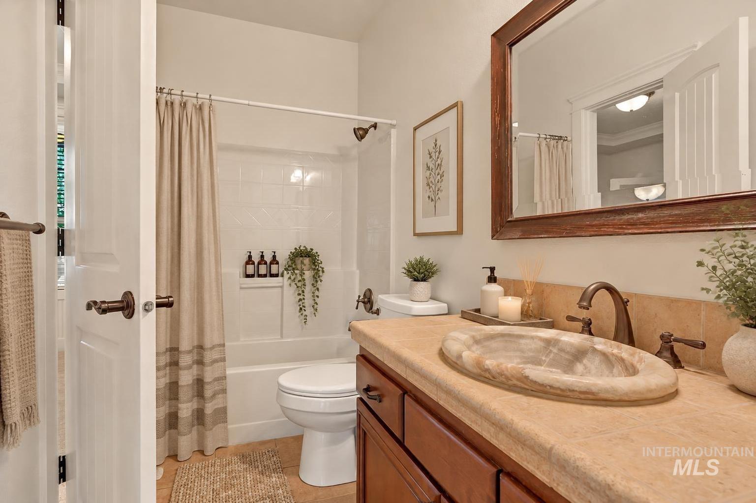2089 W Grand Teton Drive Property Photo 21