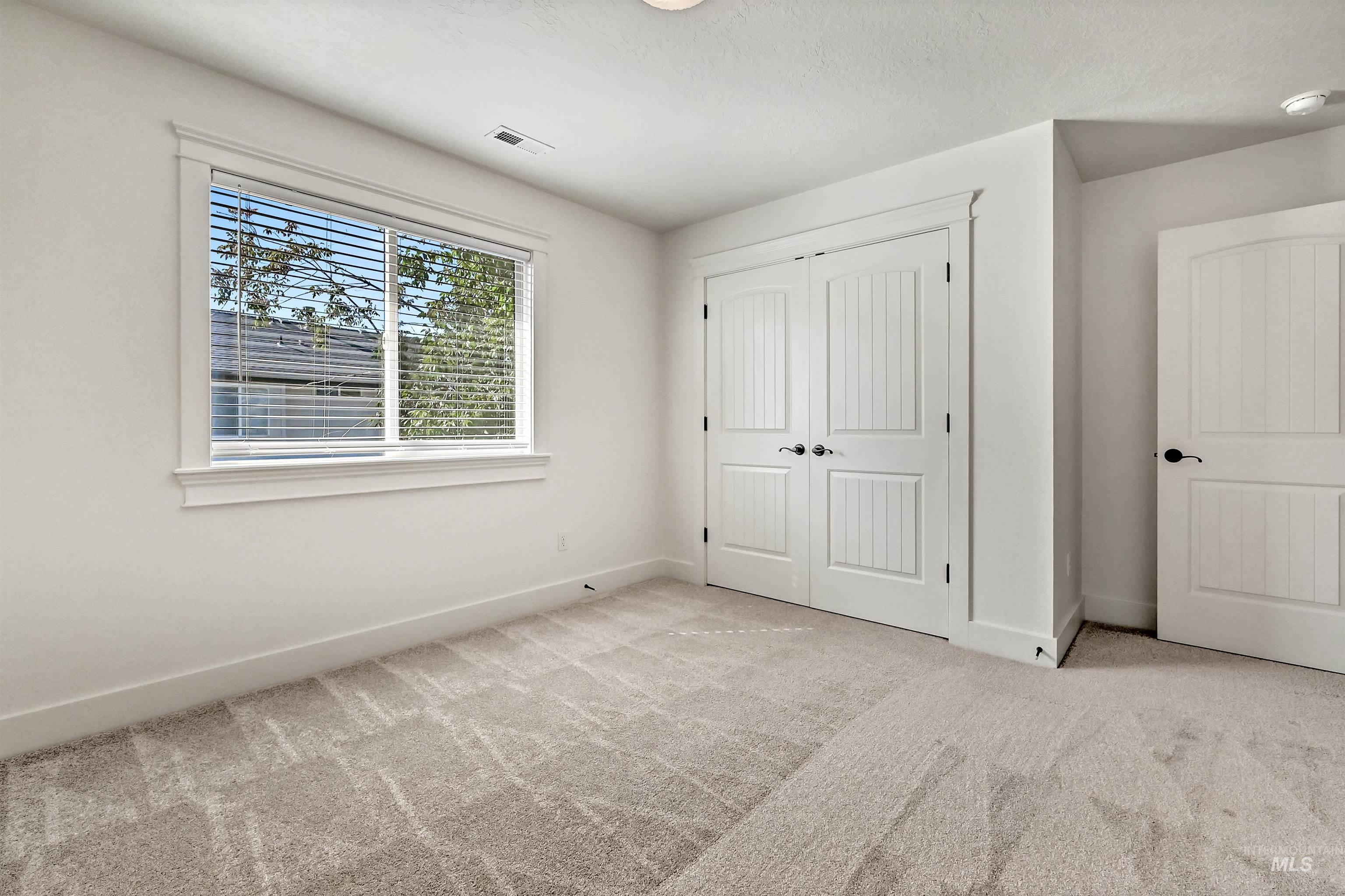 2089 W Grand Teton Drive Property Photo 28