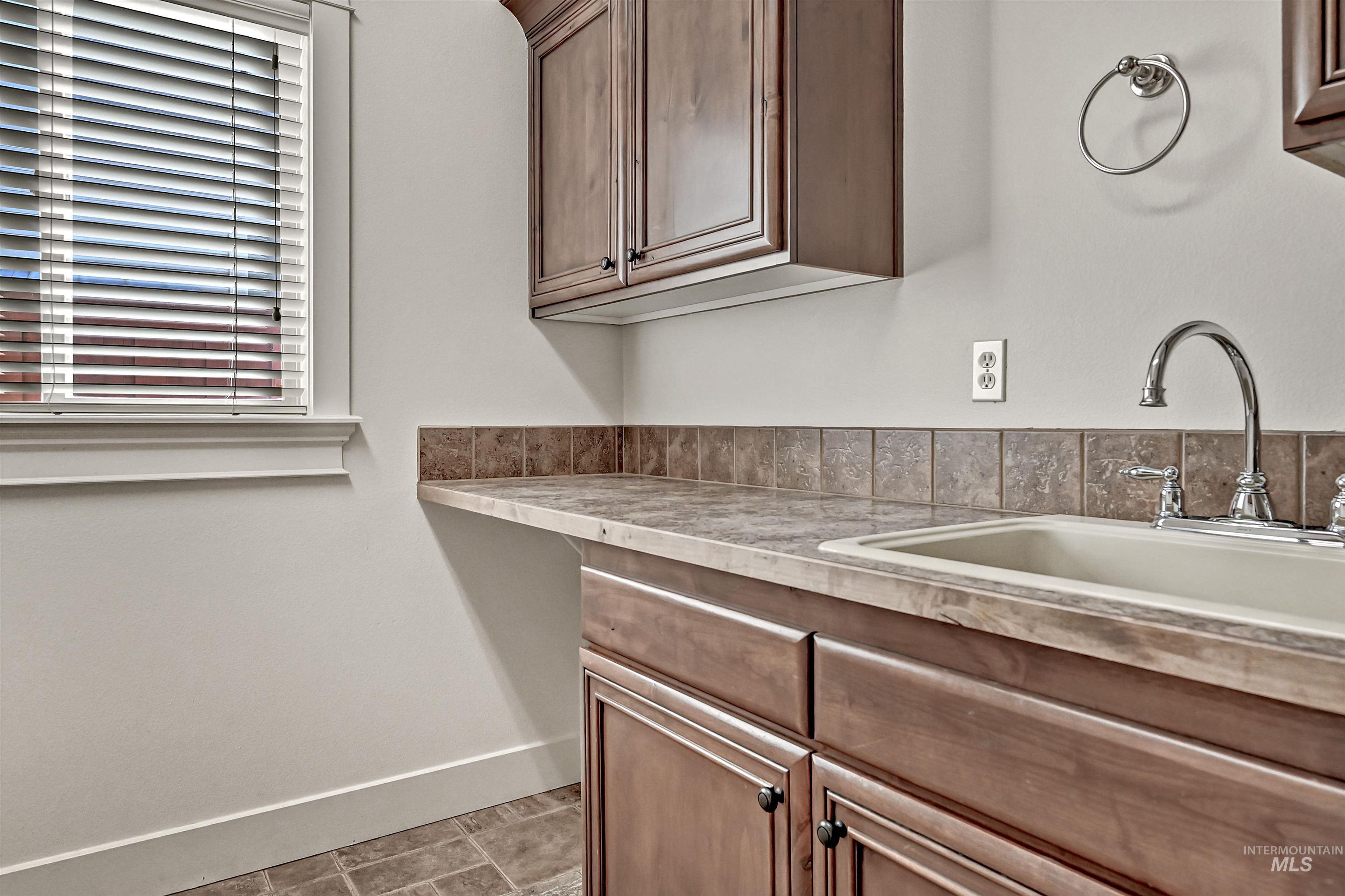 2089 W Grand Teton Drive Property Photo 46