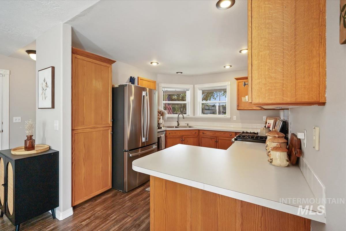 2914 Airport Ave Property Photo 10