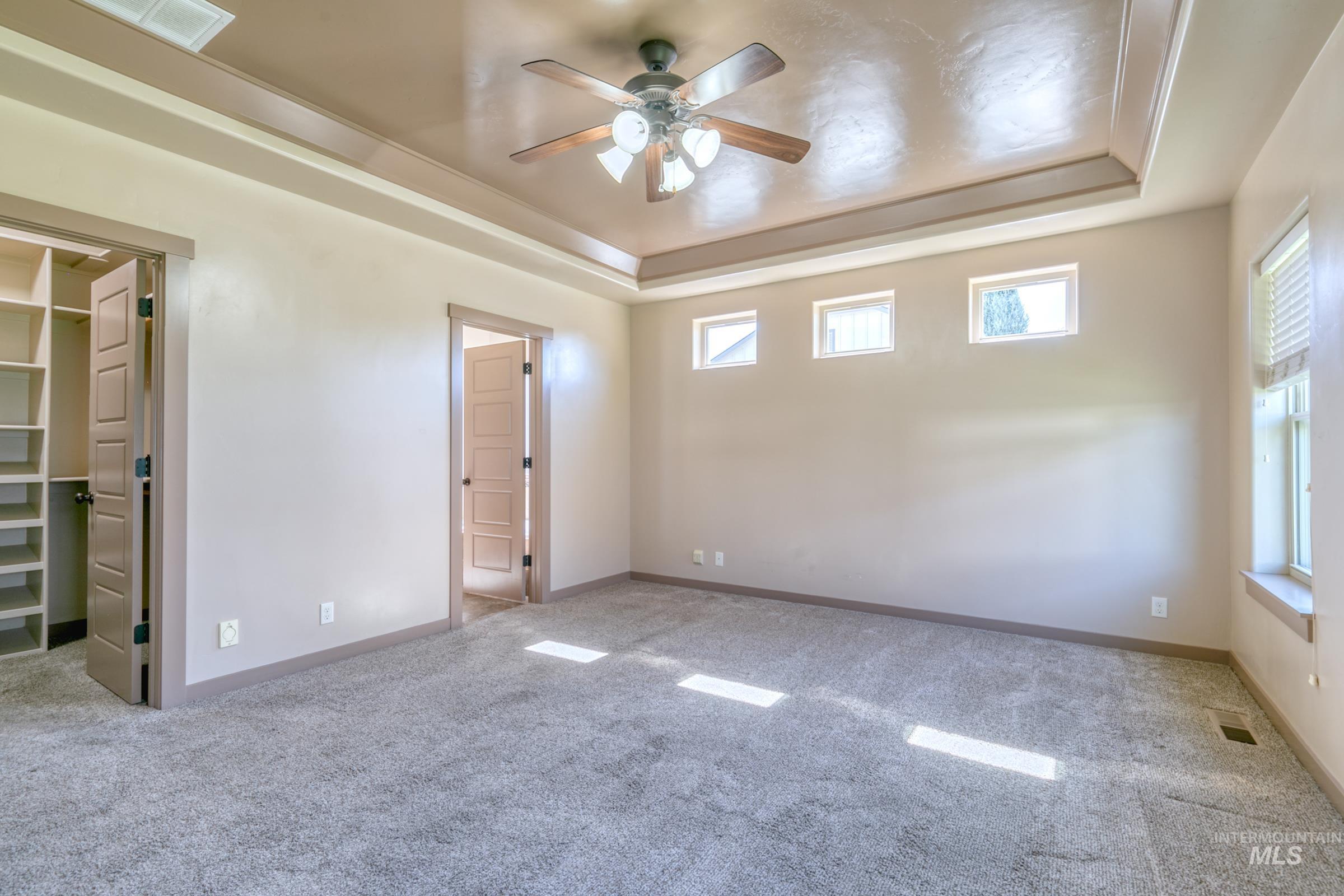4316 Middlesboro Way Property Photo 17