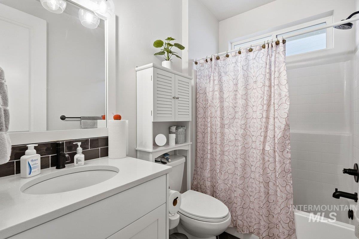 4084 W Silver River St Property Photo 24