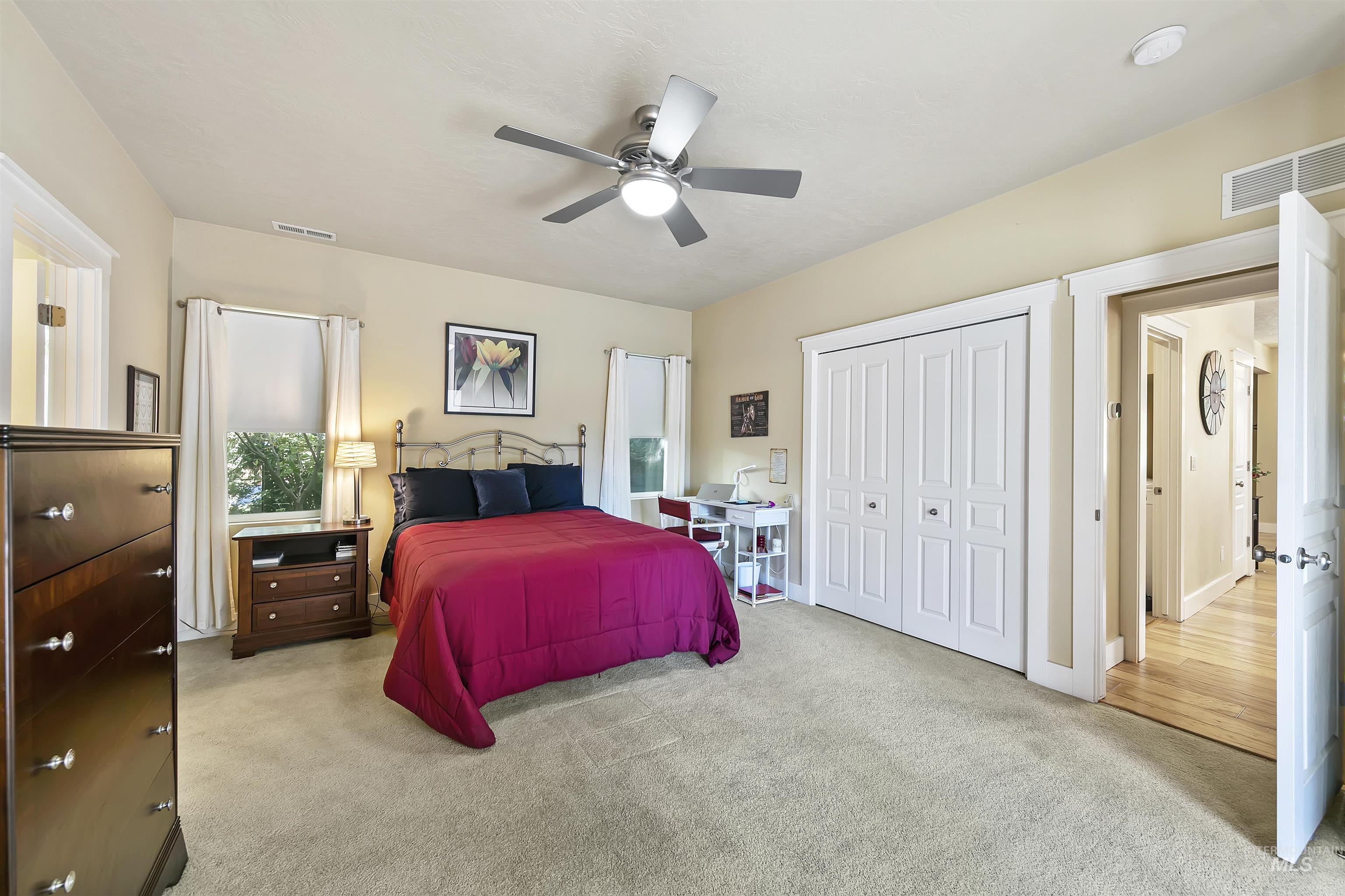 5991 N Willowdale Ln Property Photo 9