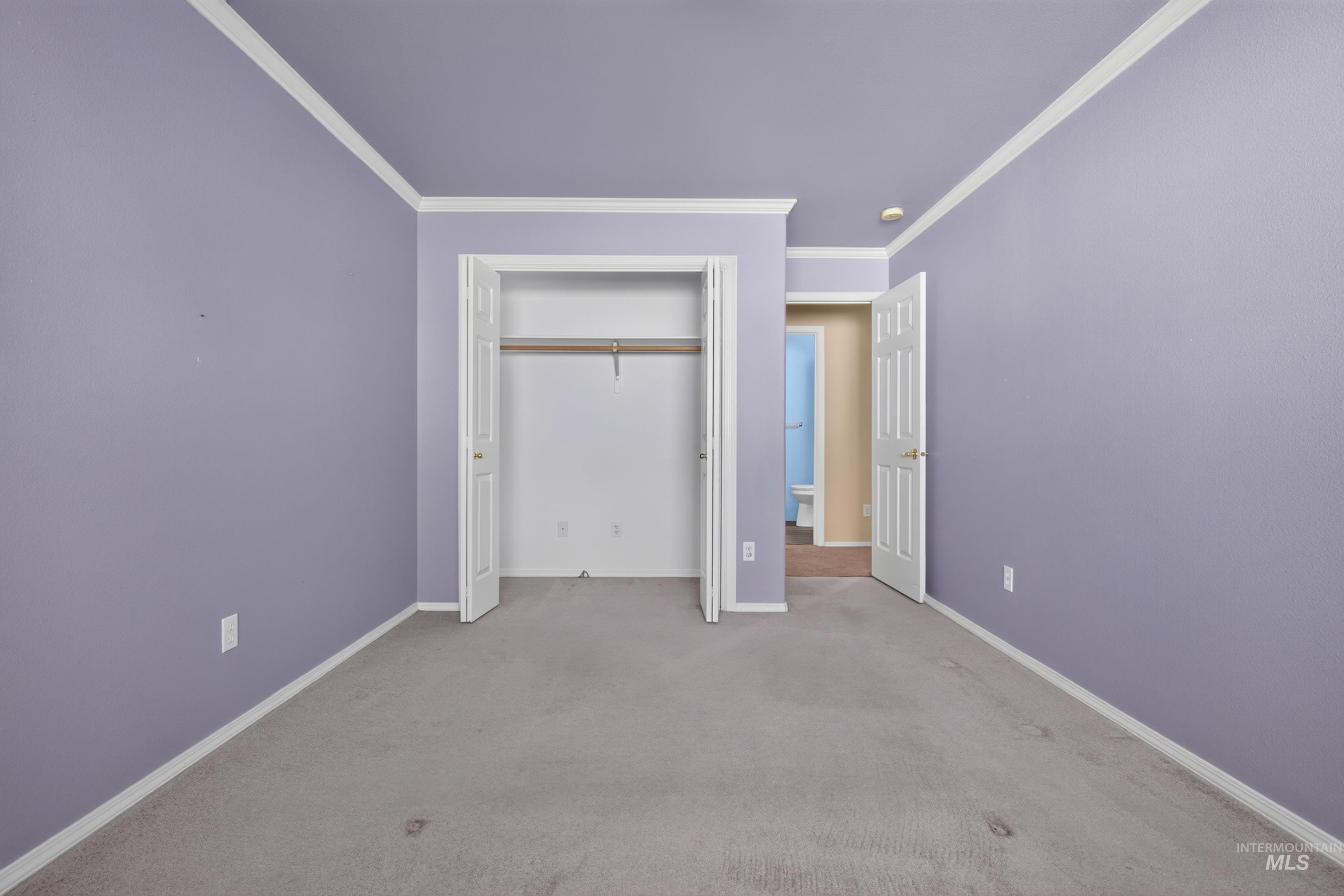 716 W Benton Ave. Property Photo 27