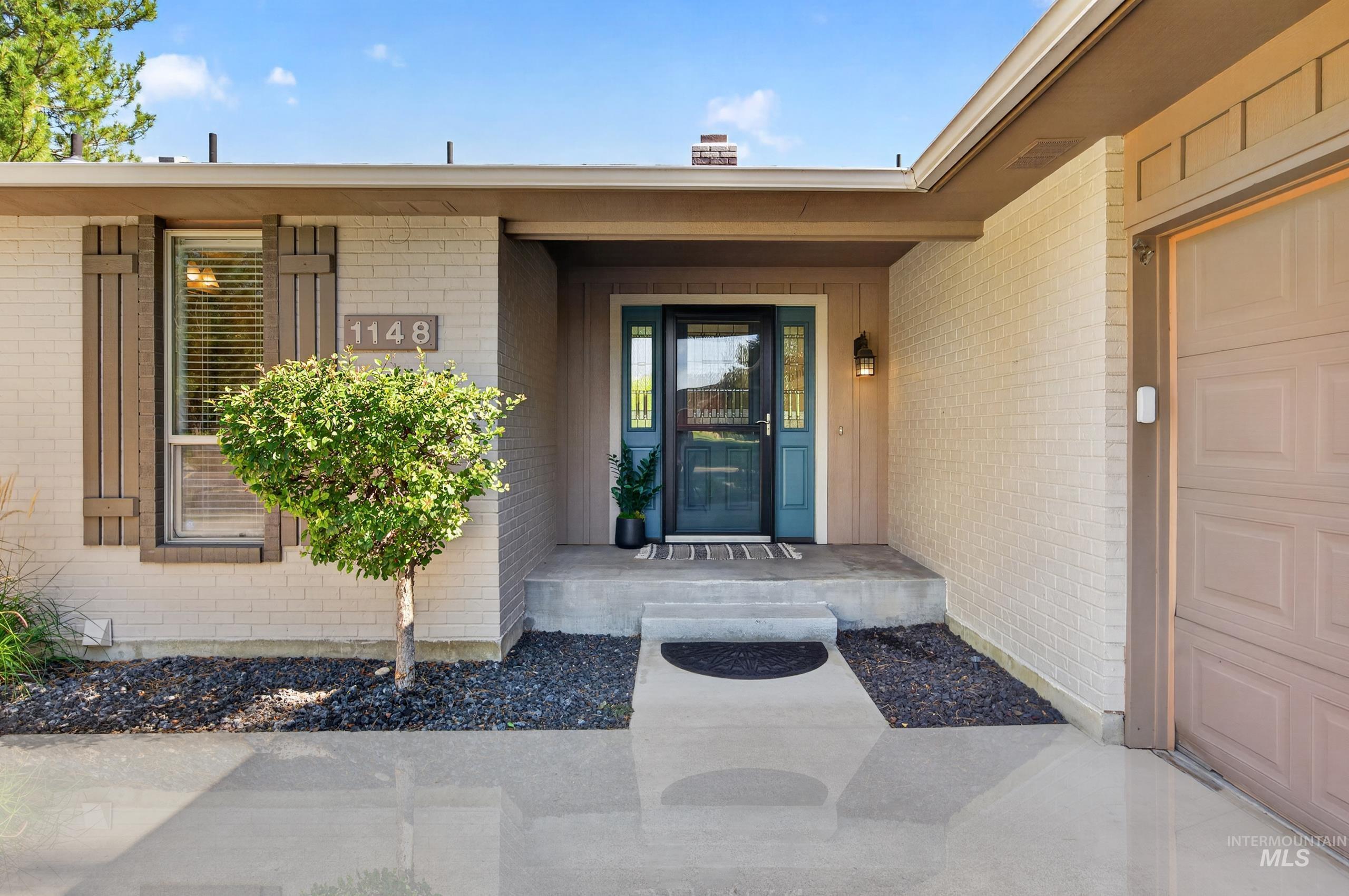 1148 N Eagle Hills Way Property Photo 2