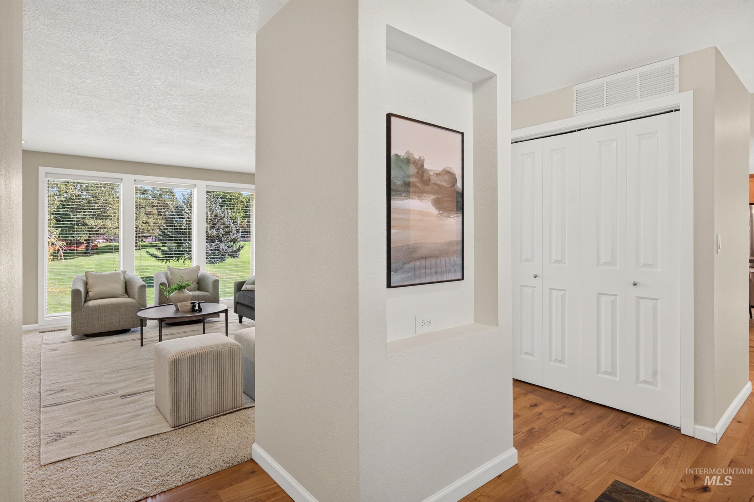 1148 N Eagle Hills Way Property Photo 5