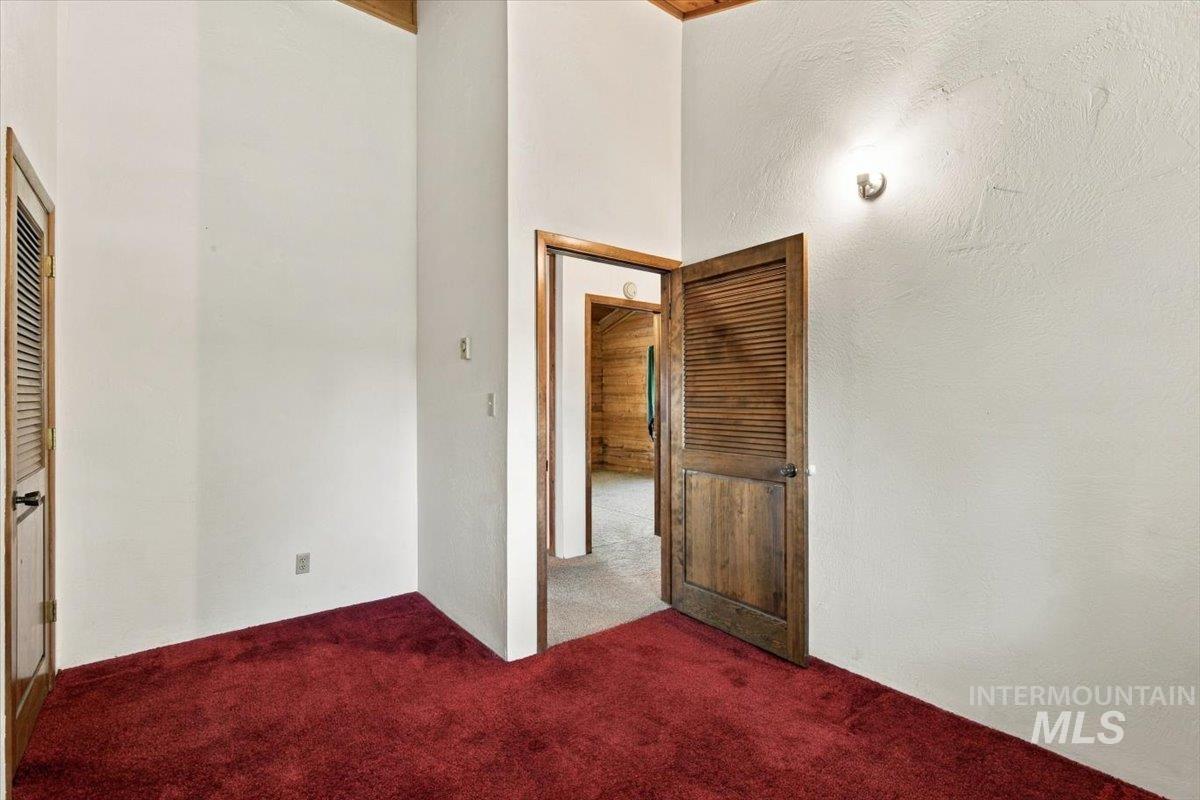 10201 Willis Rd. Property Photo 16
