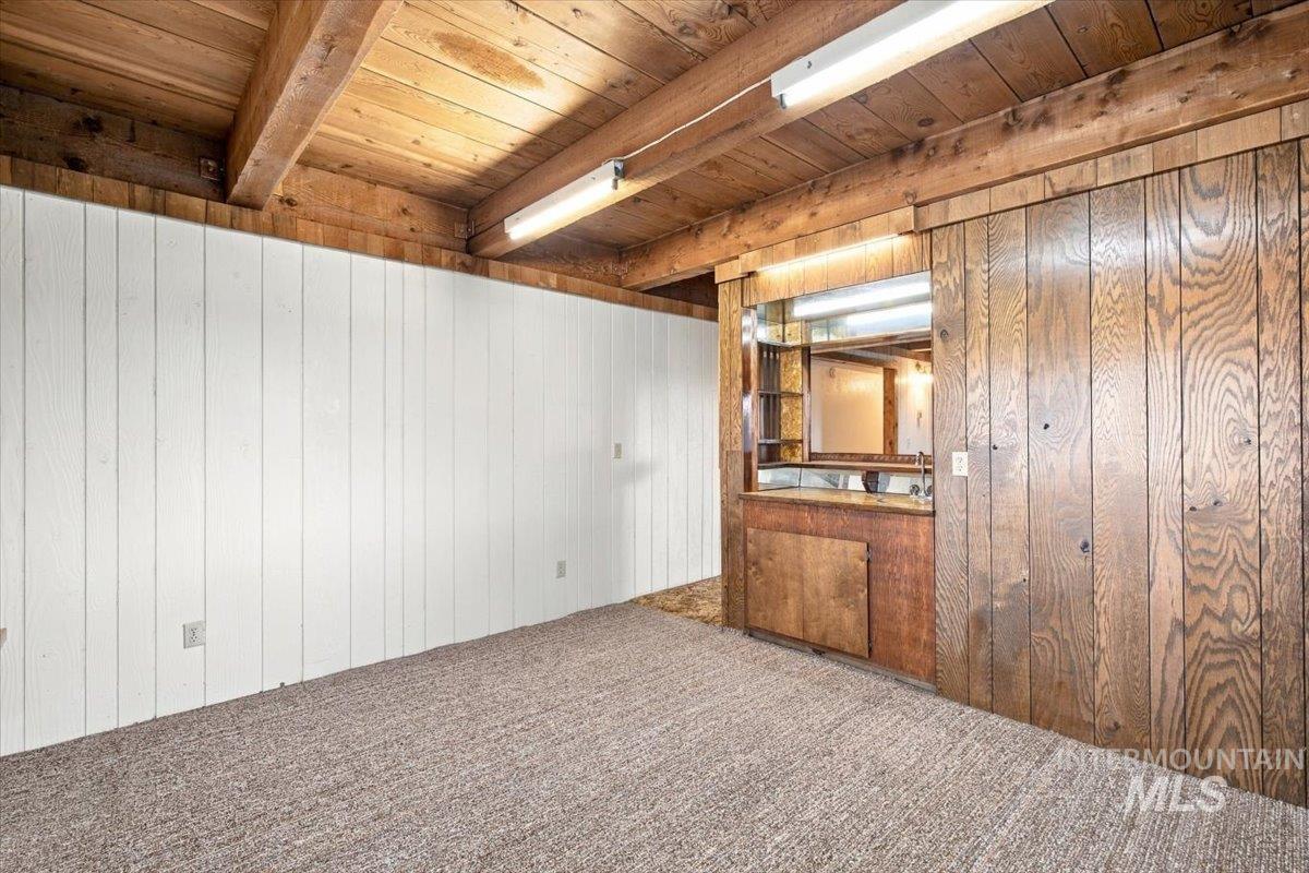 10201 Willis Rd. Property Photo 23