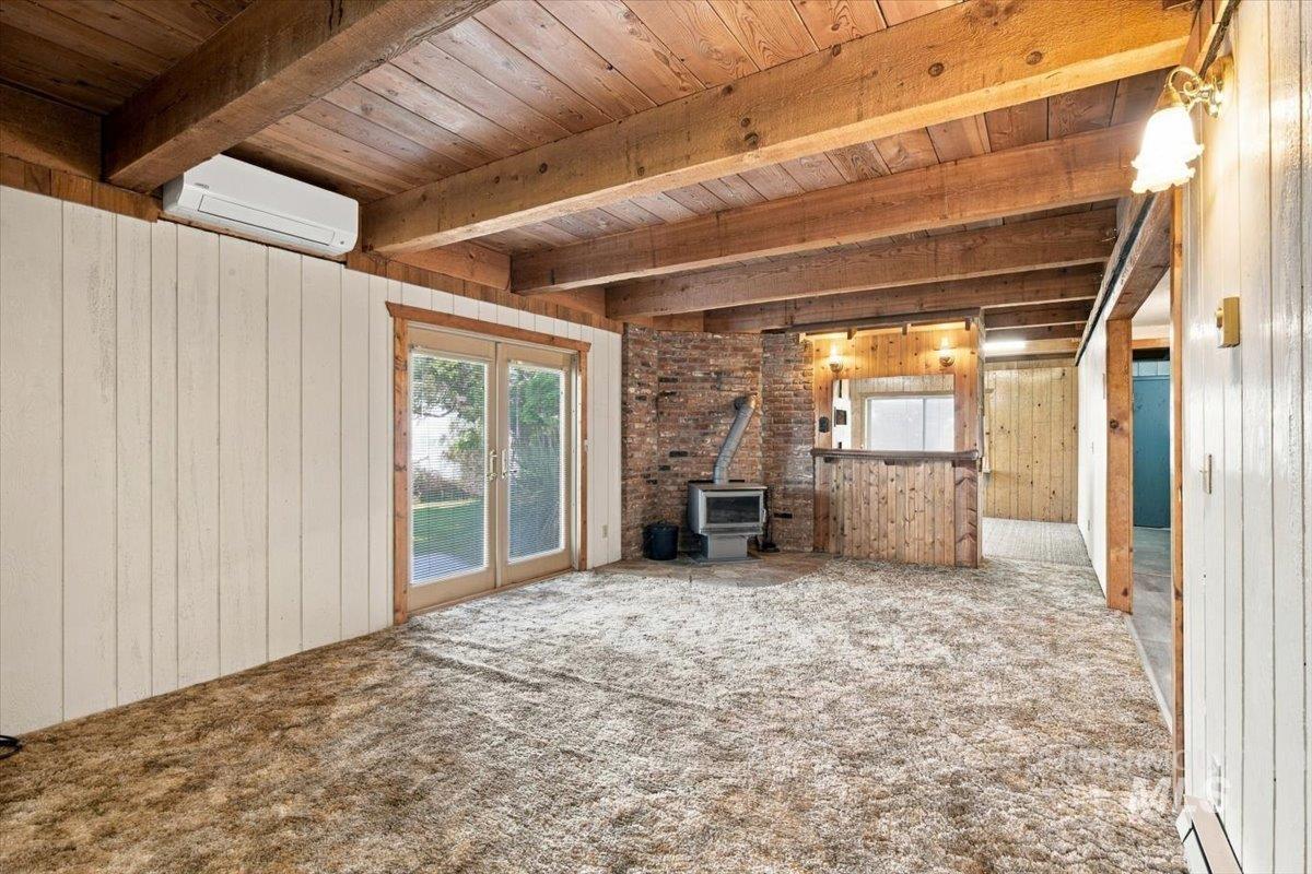 10201 Willis Rd. Property Photo 24