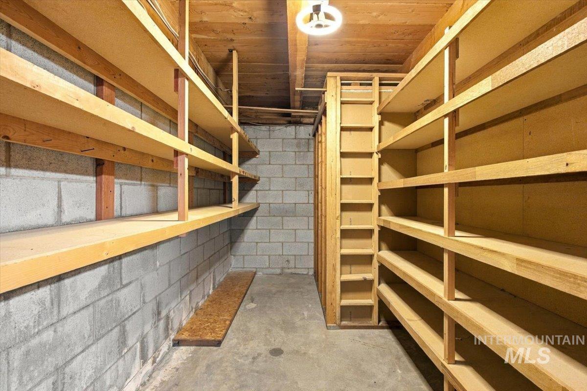 10201 Willis Rd. Property Photo 31