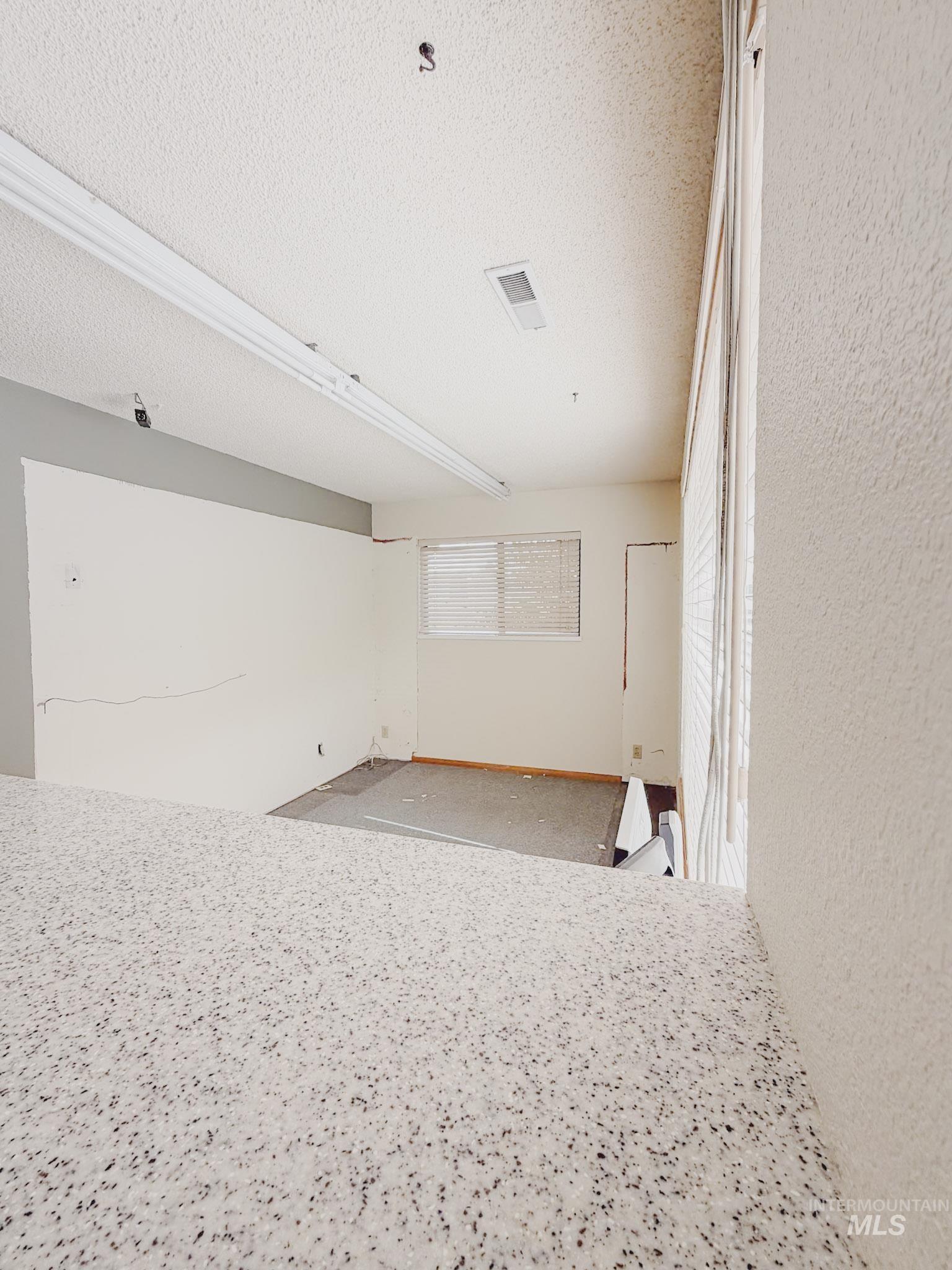 636 Michigan Avenue Property Photo 8