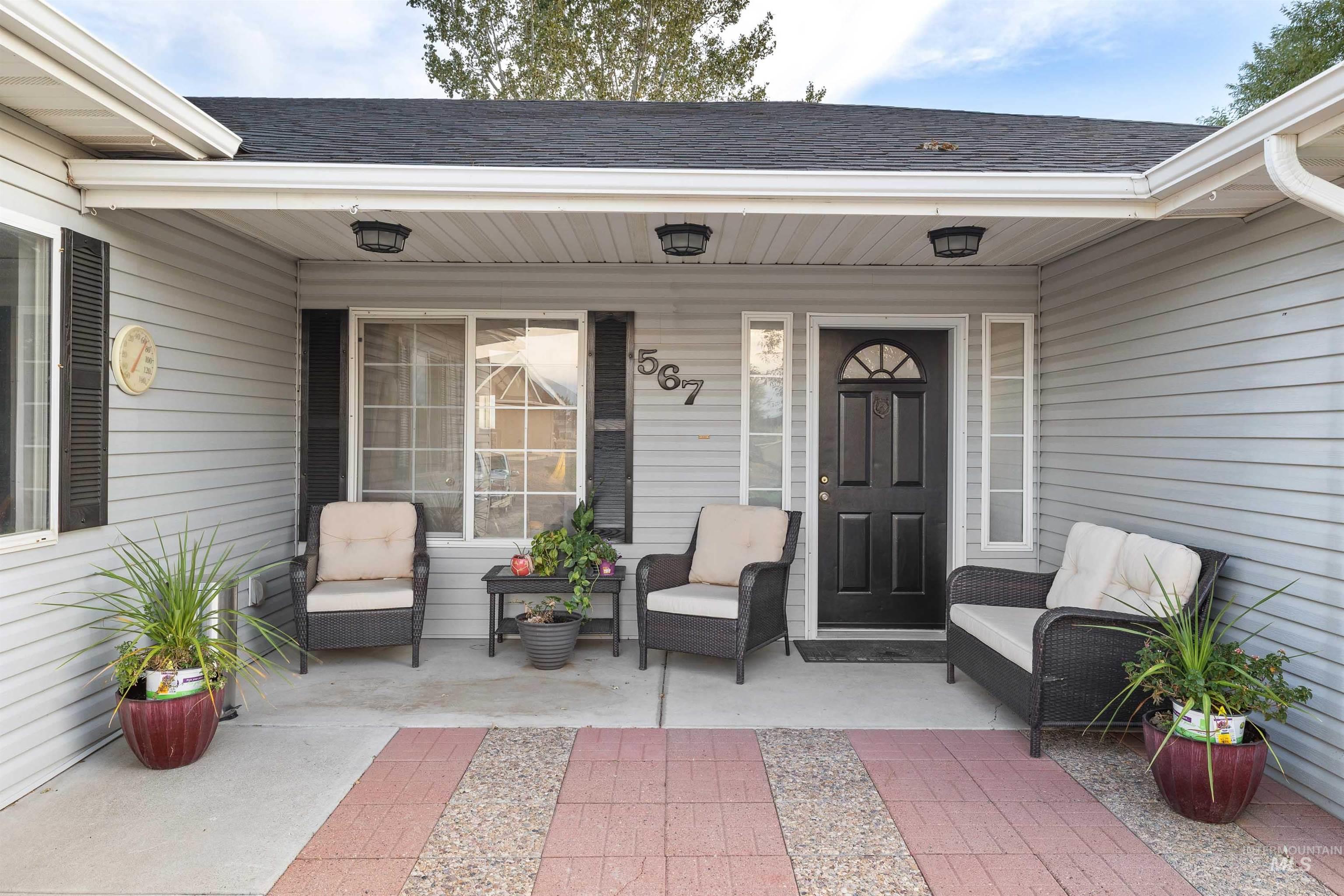 567 Smokey Mountain Dr. Property Photo 5