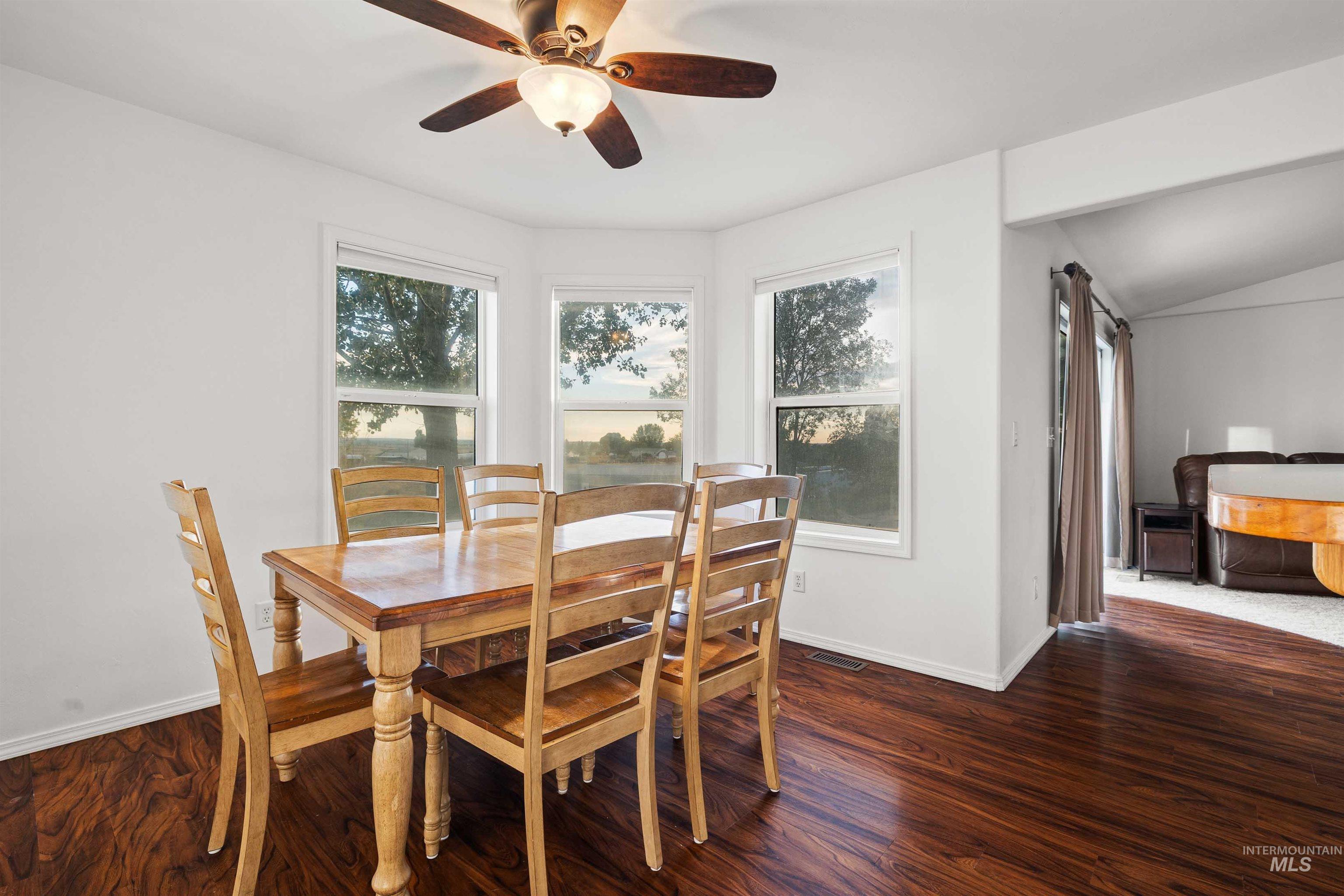 567 Smokey Mountain Dr. Property Photo 14