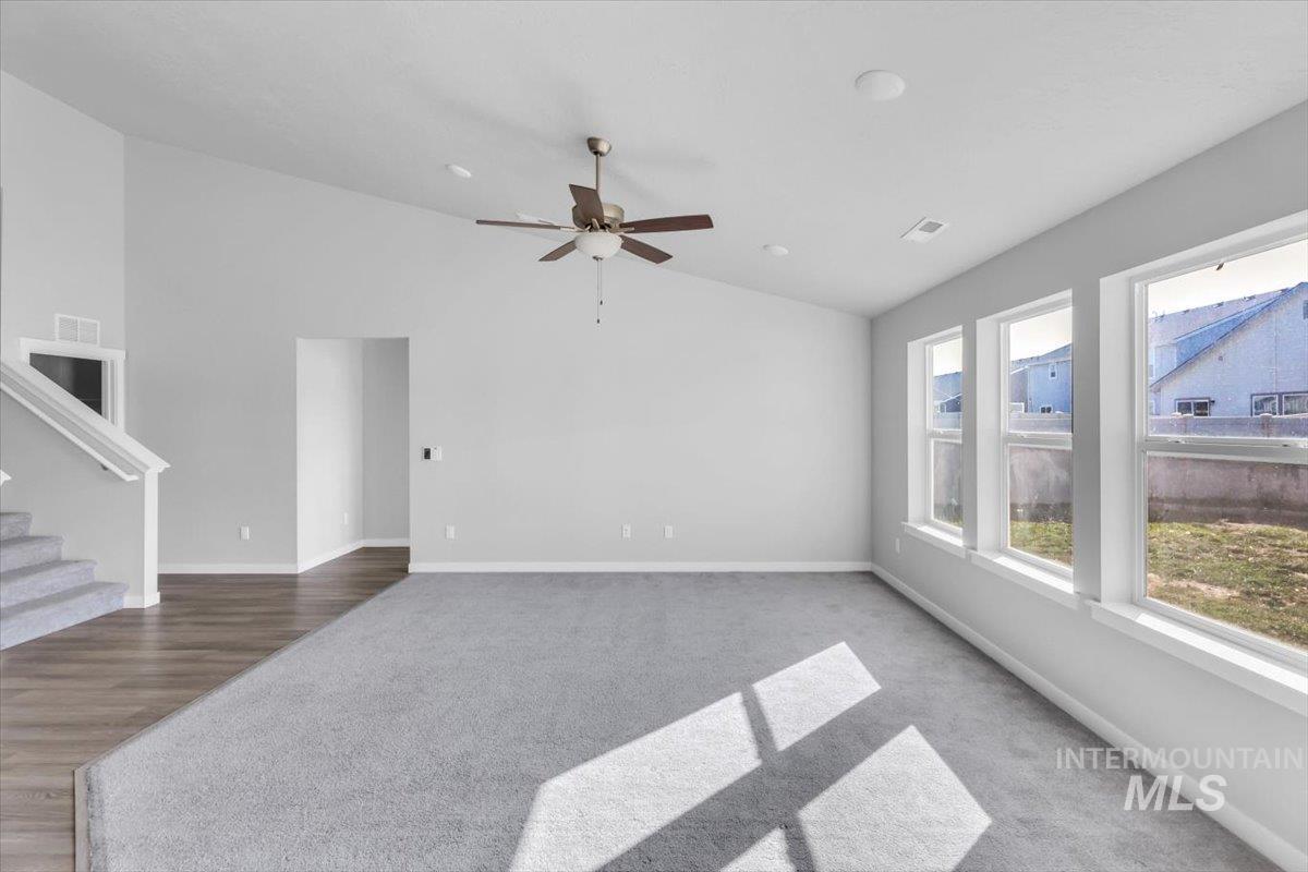 12451 Varga St Property Photo 6