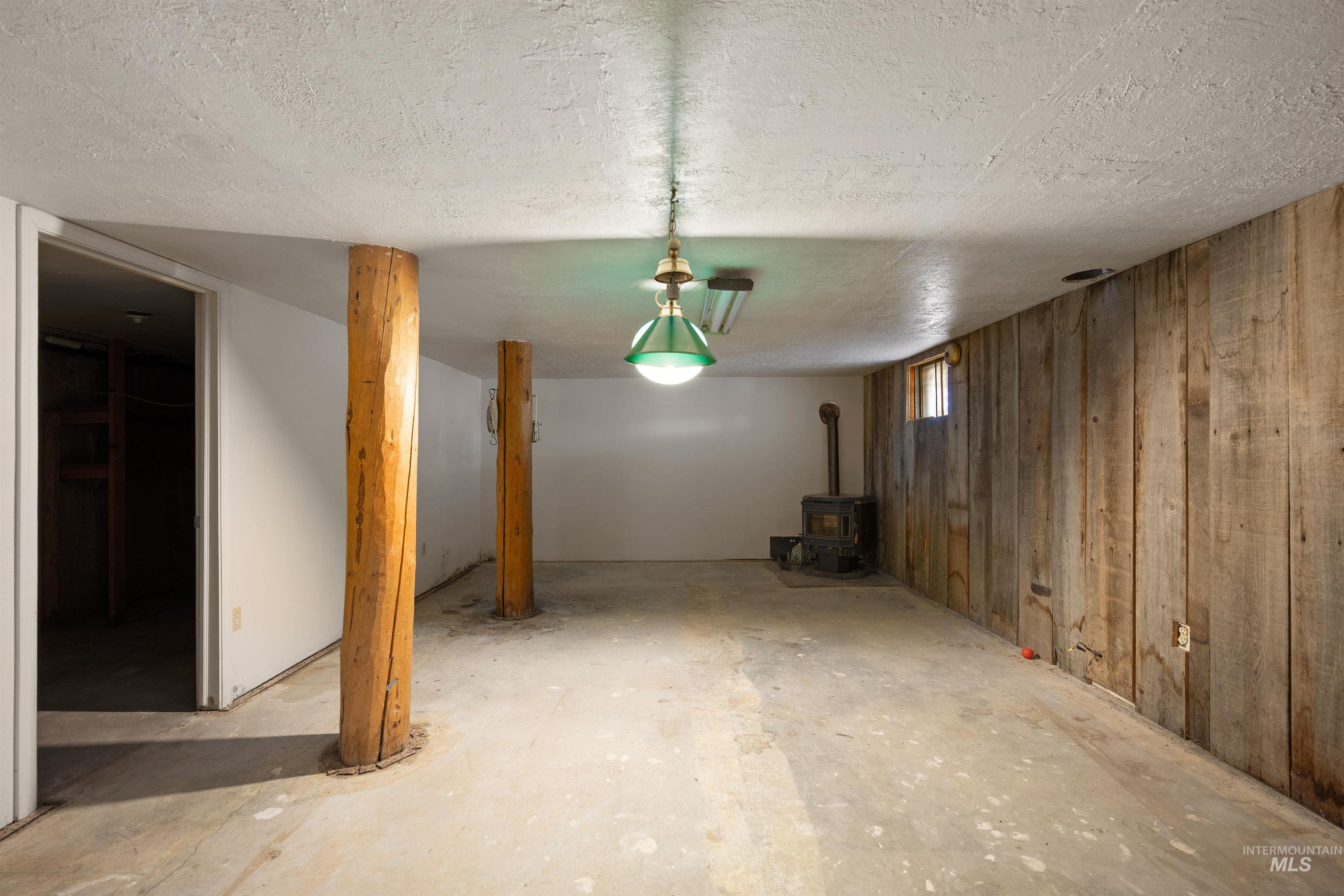 526 E Avenue J Property Photo 15