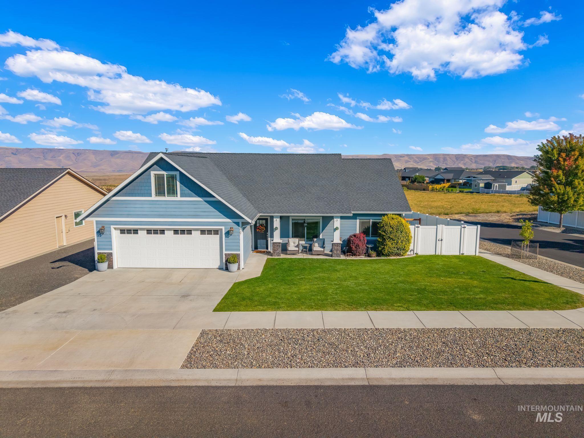 1707 Pioneer Drive Property Photo 1