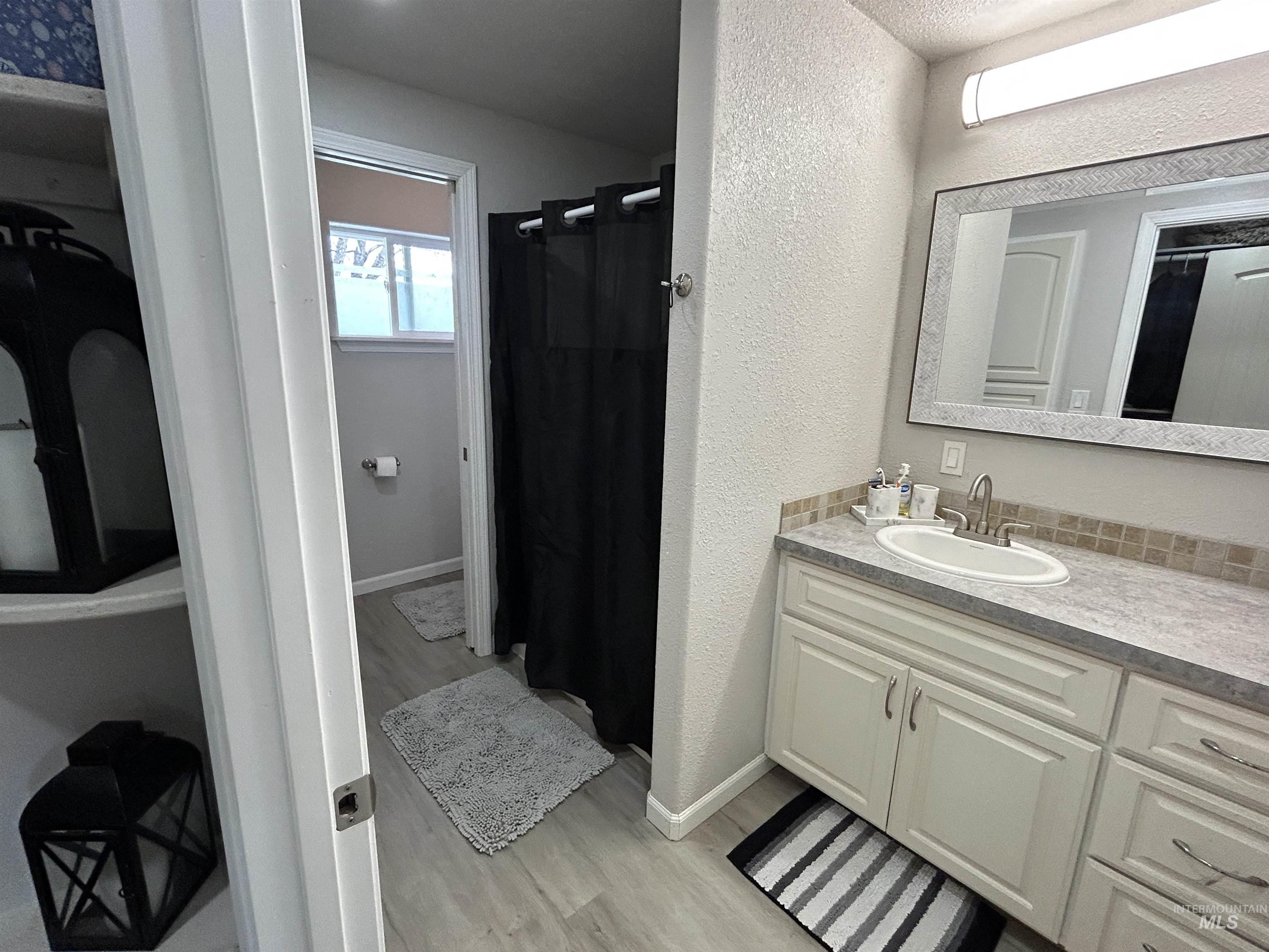 139 119th St. Property Photo 17