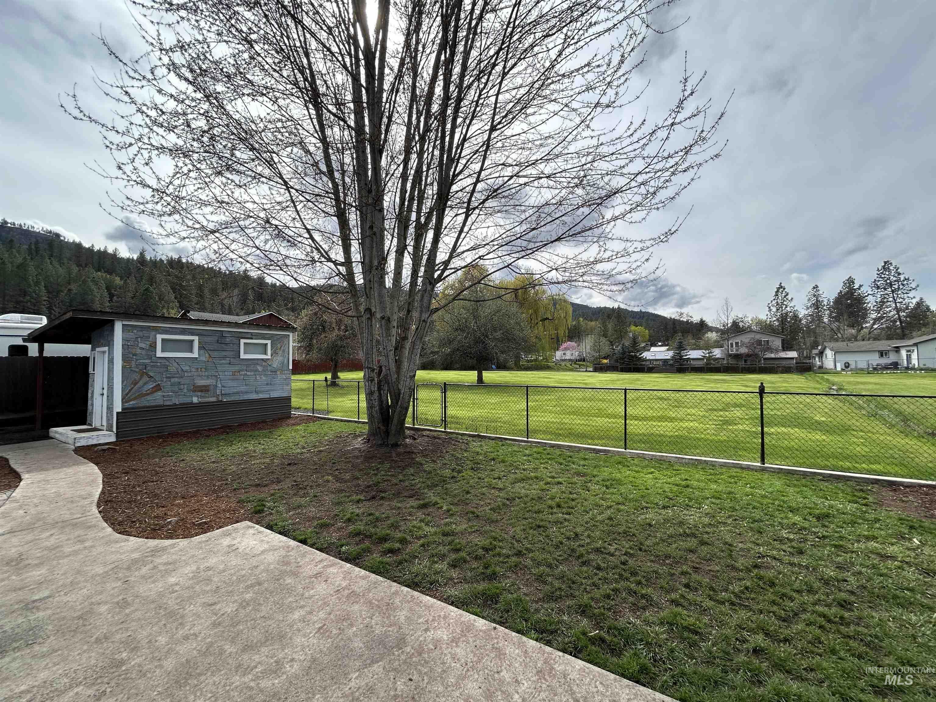 139 119th St. Property Photo 29