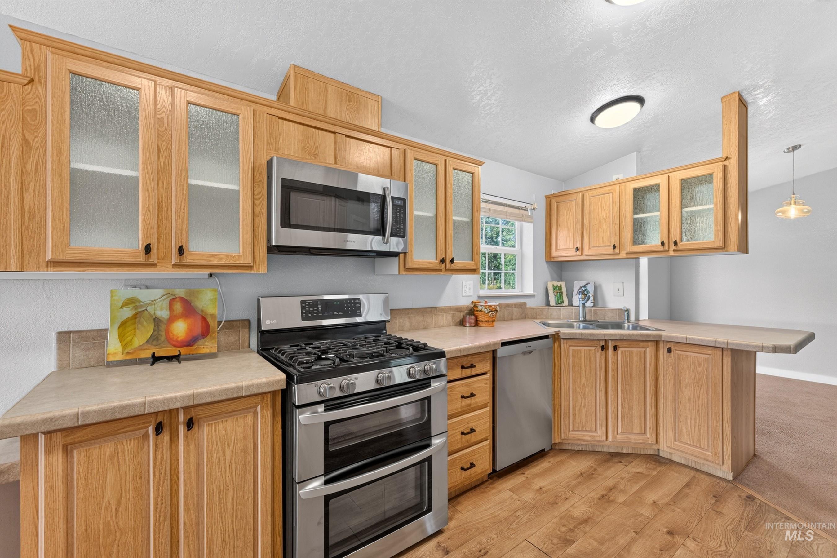 223 Angus Lane Property Photo 11