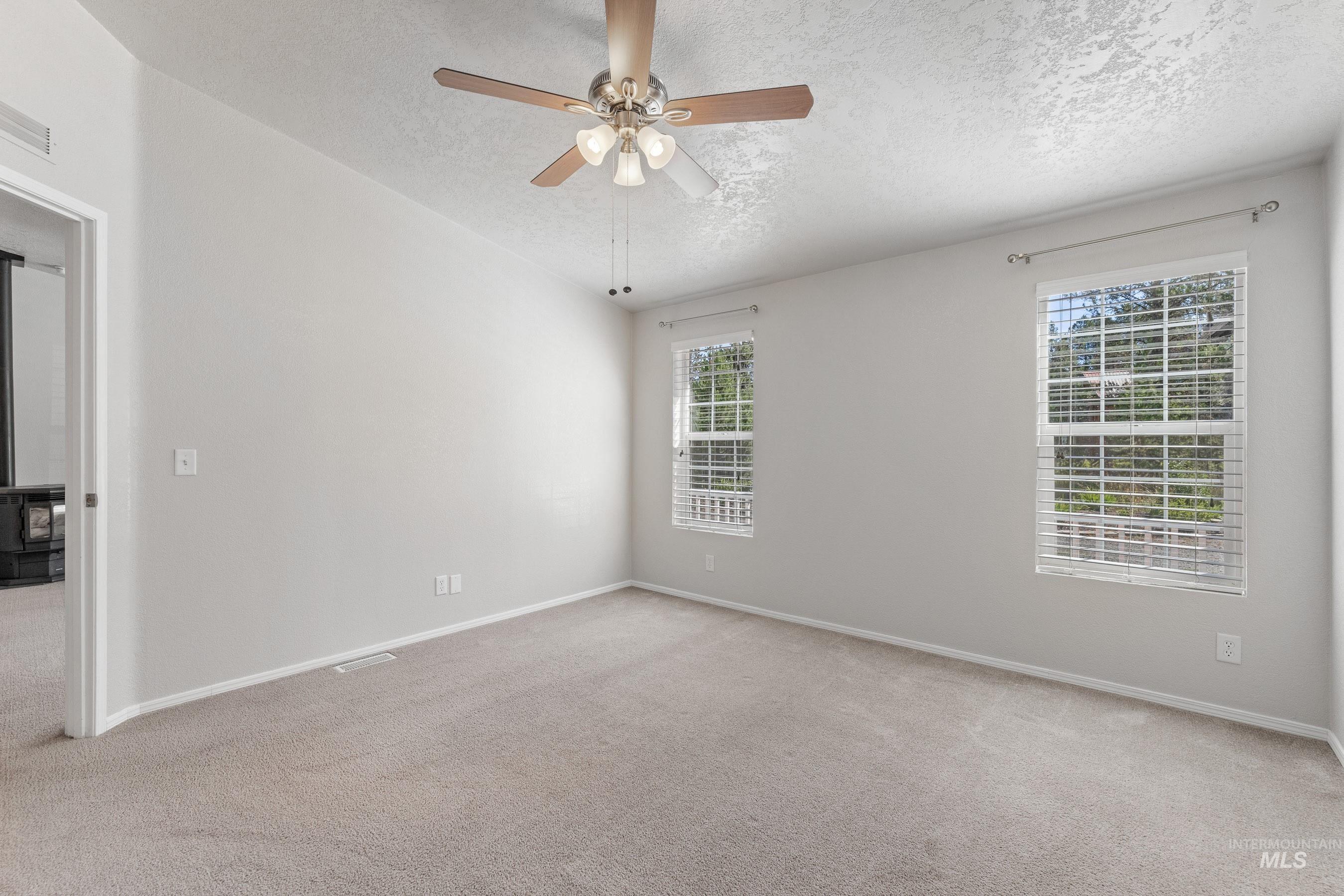 223 Angus Lane Property Photo 14