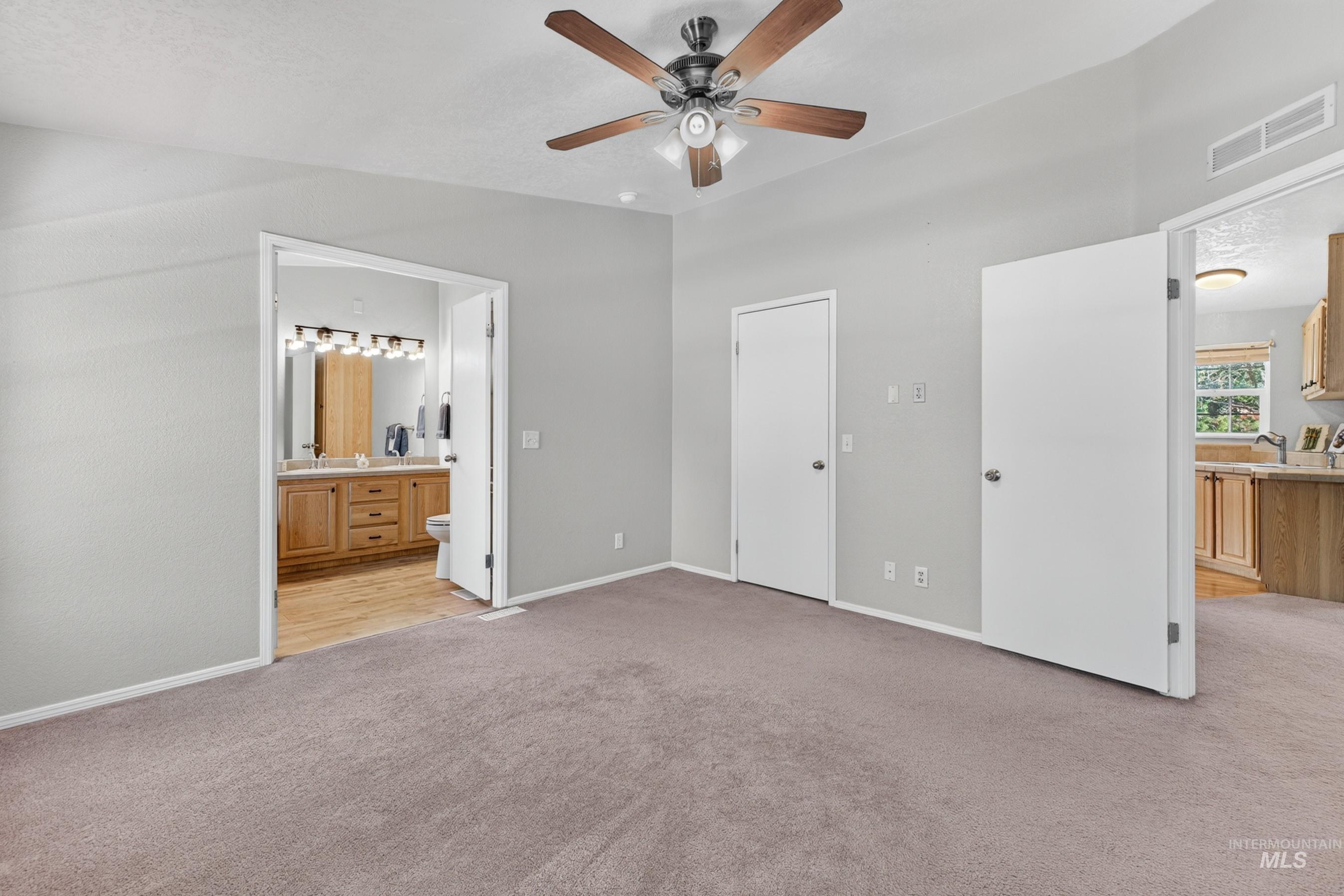 223 Angus Lane Property Photo 16