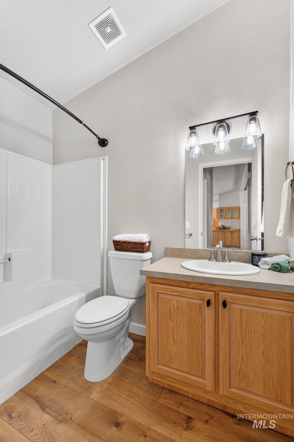 223 Angus Lane Property Photo 24