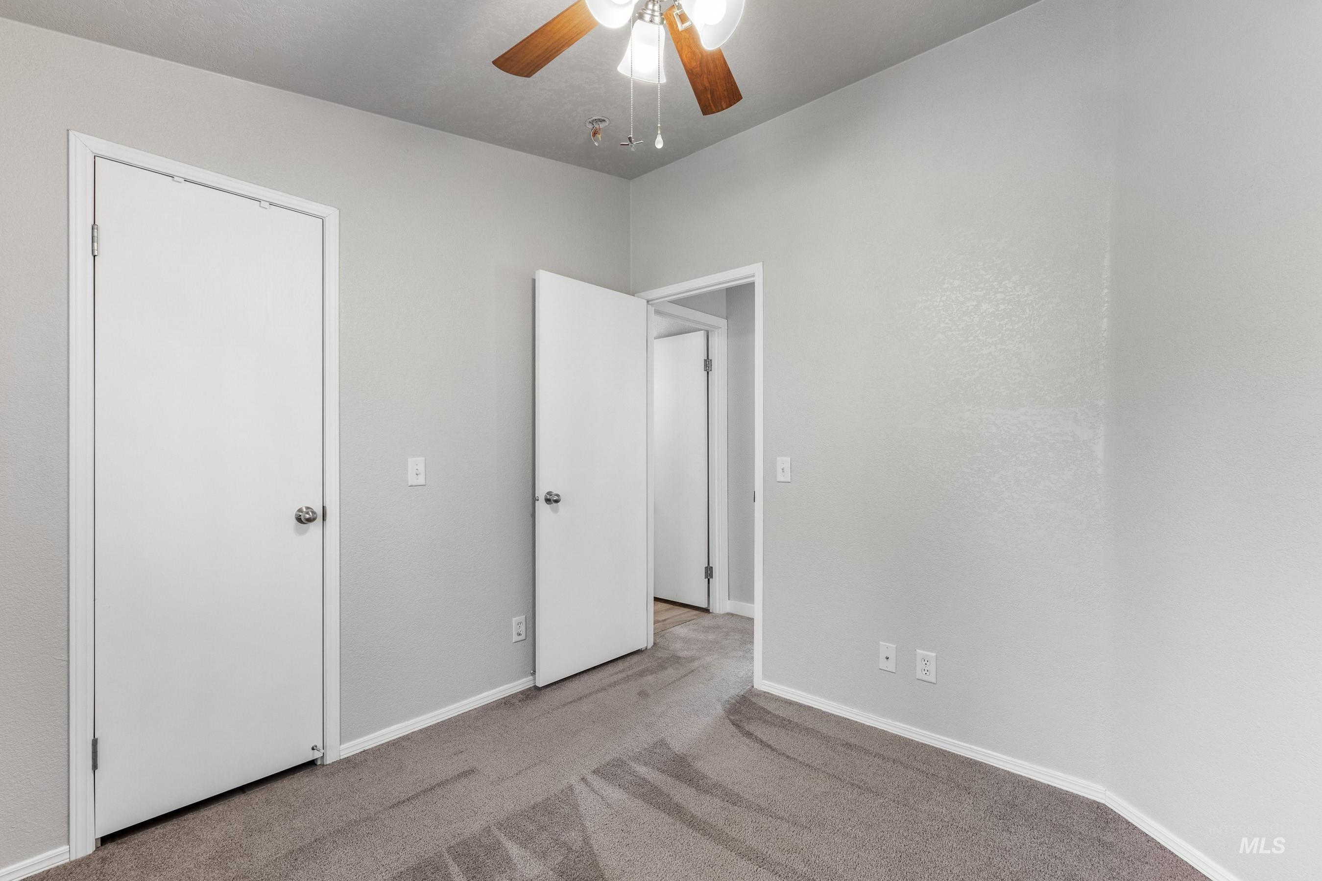 223 Angus Lane Property Photo 26