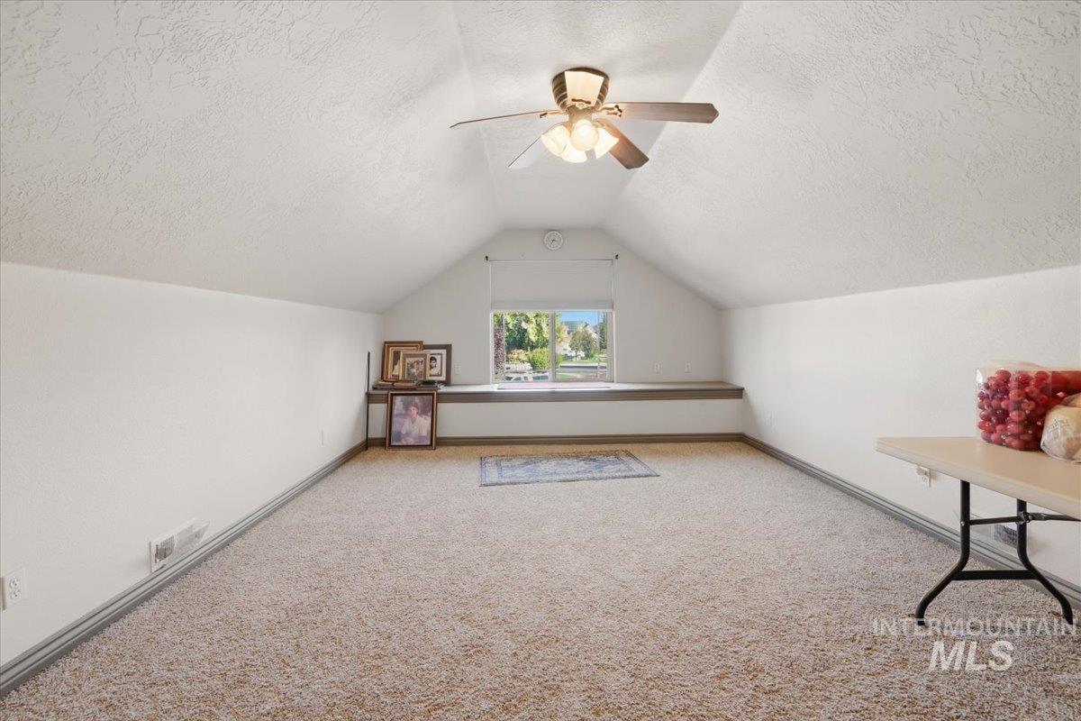 4054 N Beaham Pl Property Photo 40