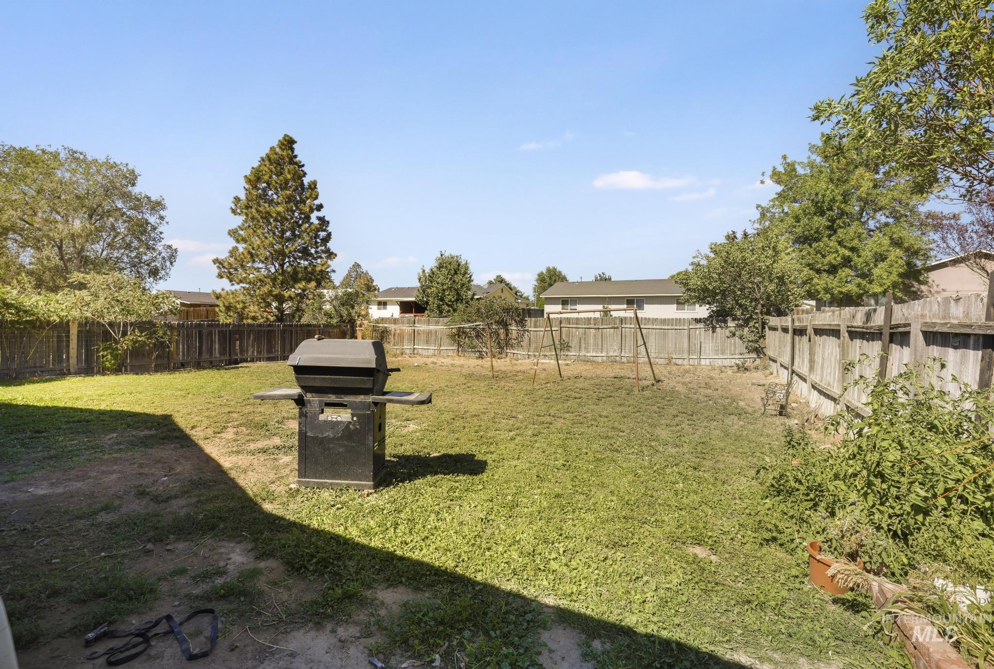 818 19th Ave E Property Photo 41