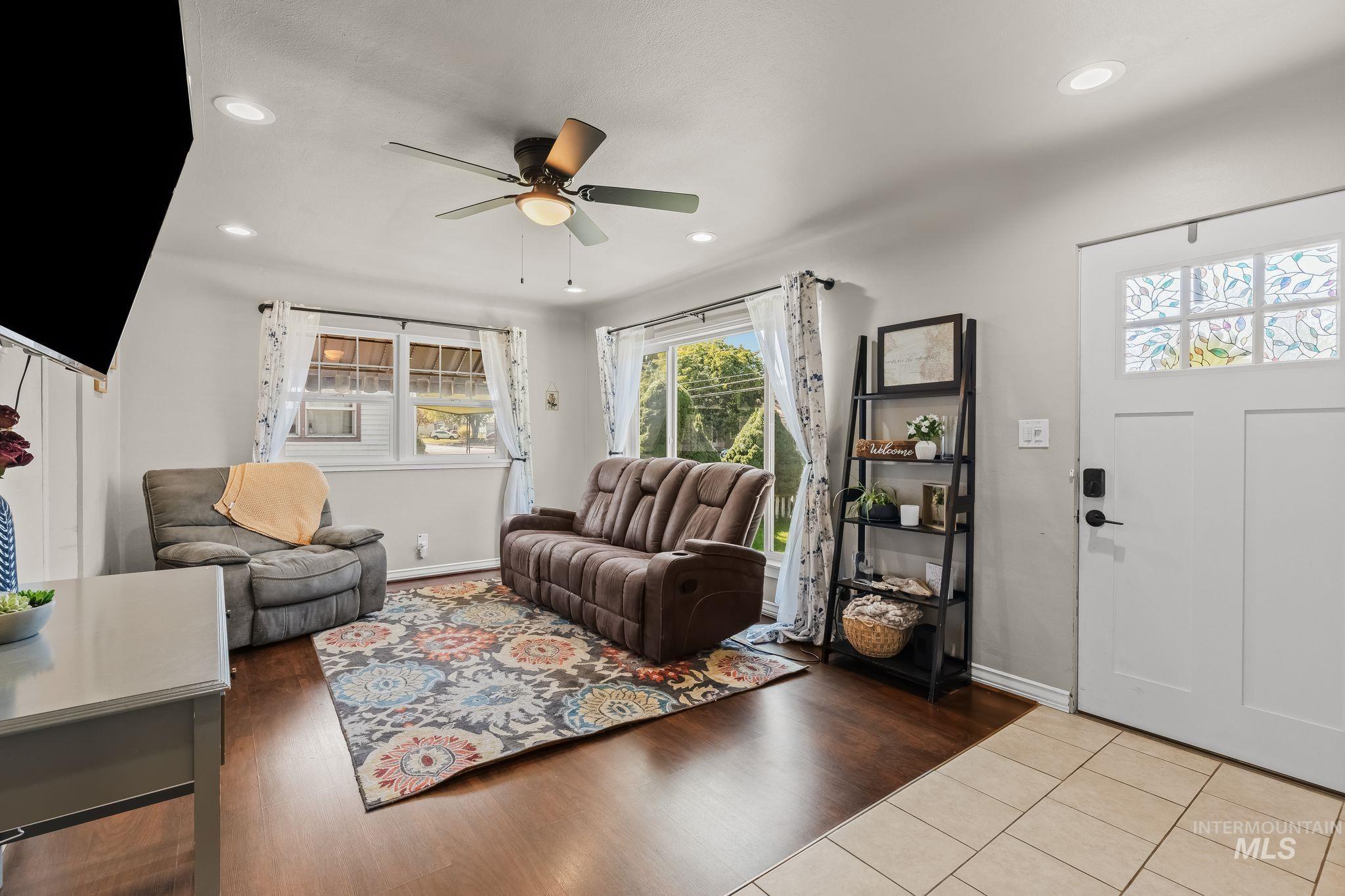 835 12th Street Property Photo 6