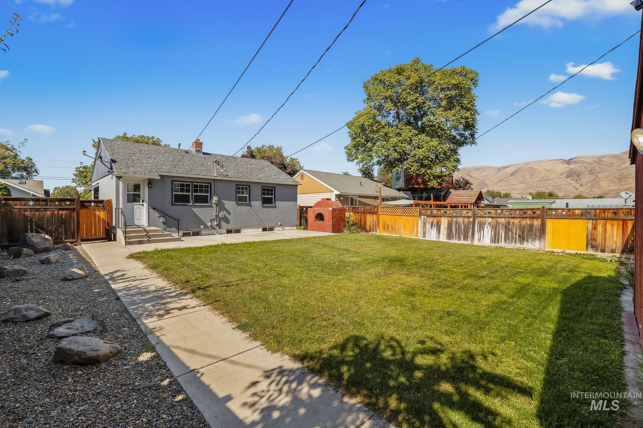 835 12th Street Property Photo 30