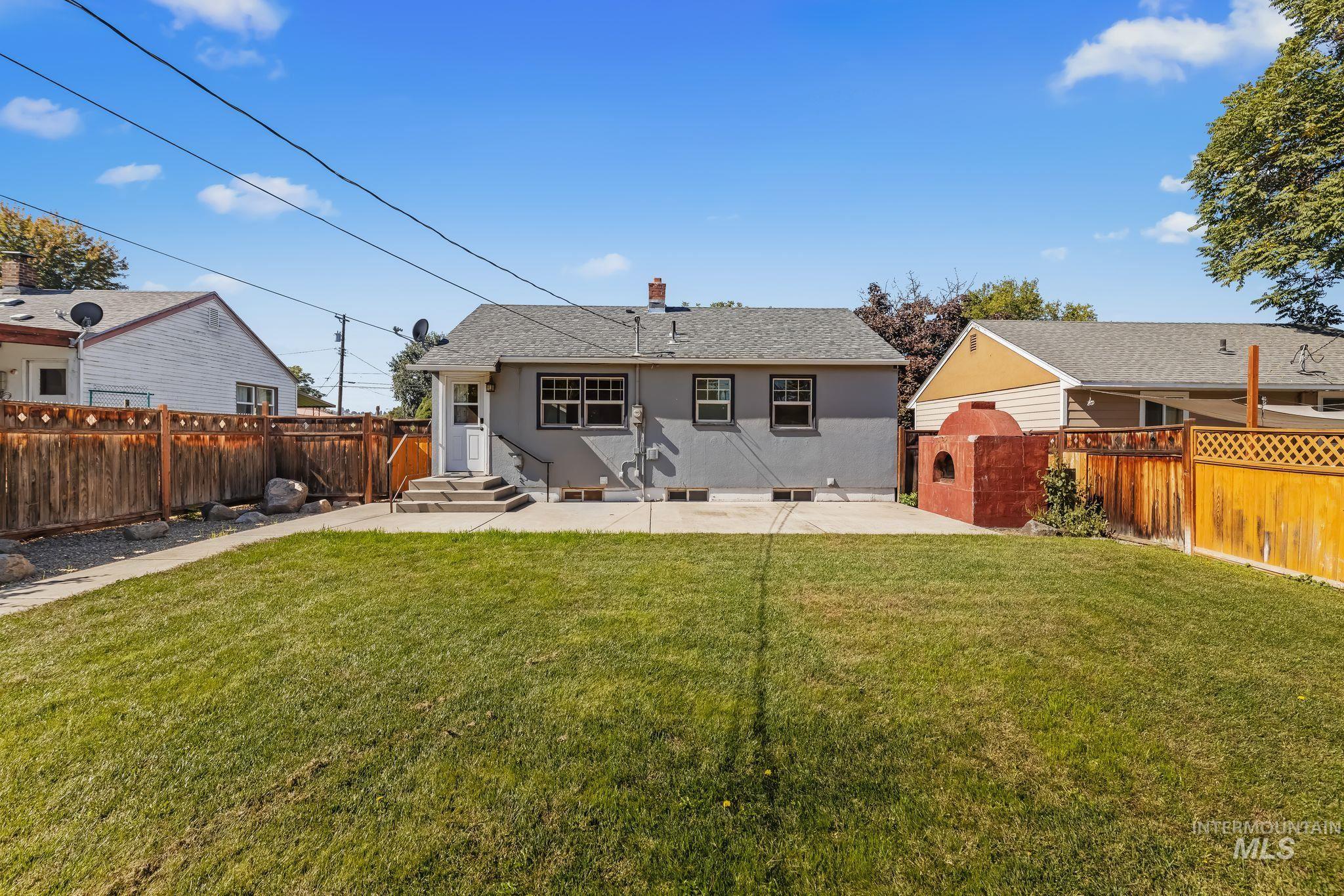 835 12th Street Property Photo 33