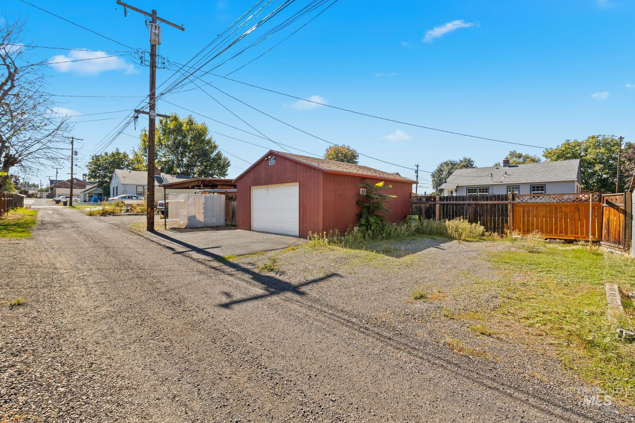 835 12th Street Property Photo 35